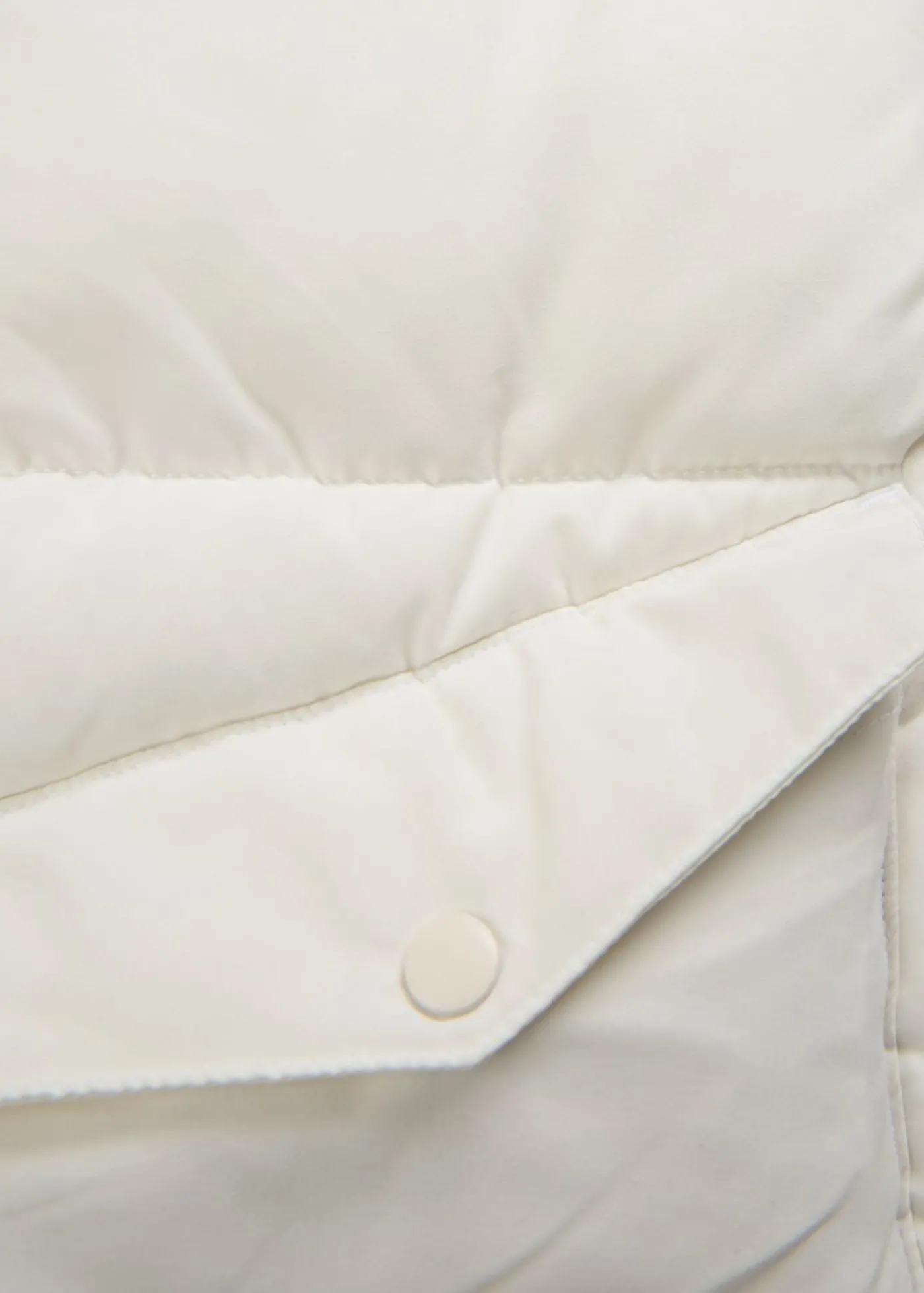 bonprix bonprix Chaqueta guateada con cuello de pelo blanco perla Best
