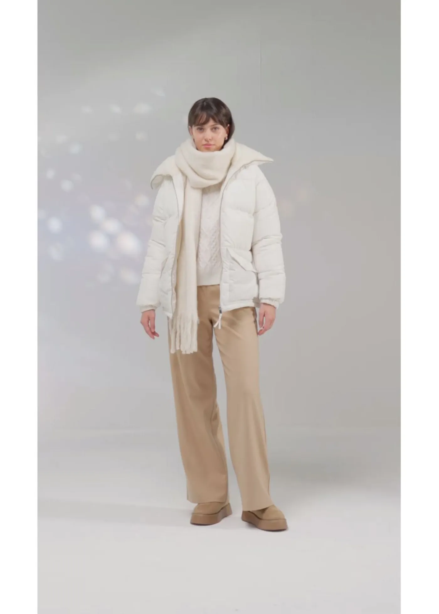 bonprix bonprix Chaqueta guateada con cuello de pelo blanco perla Best