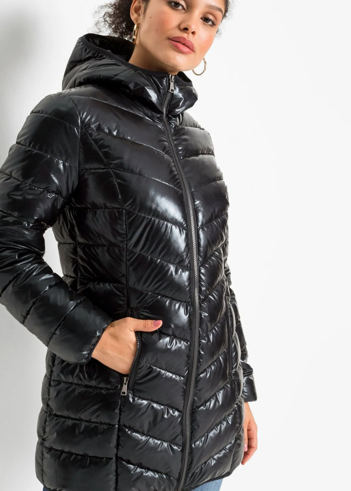 bonprix bonprix Chaqueta guateada efecto metalizado Negro metalizado Discount