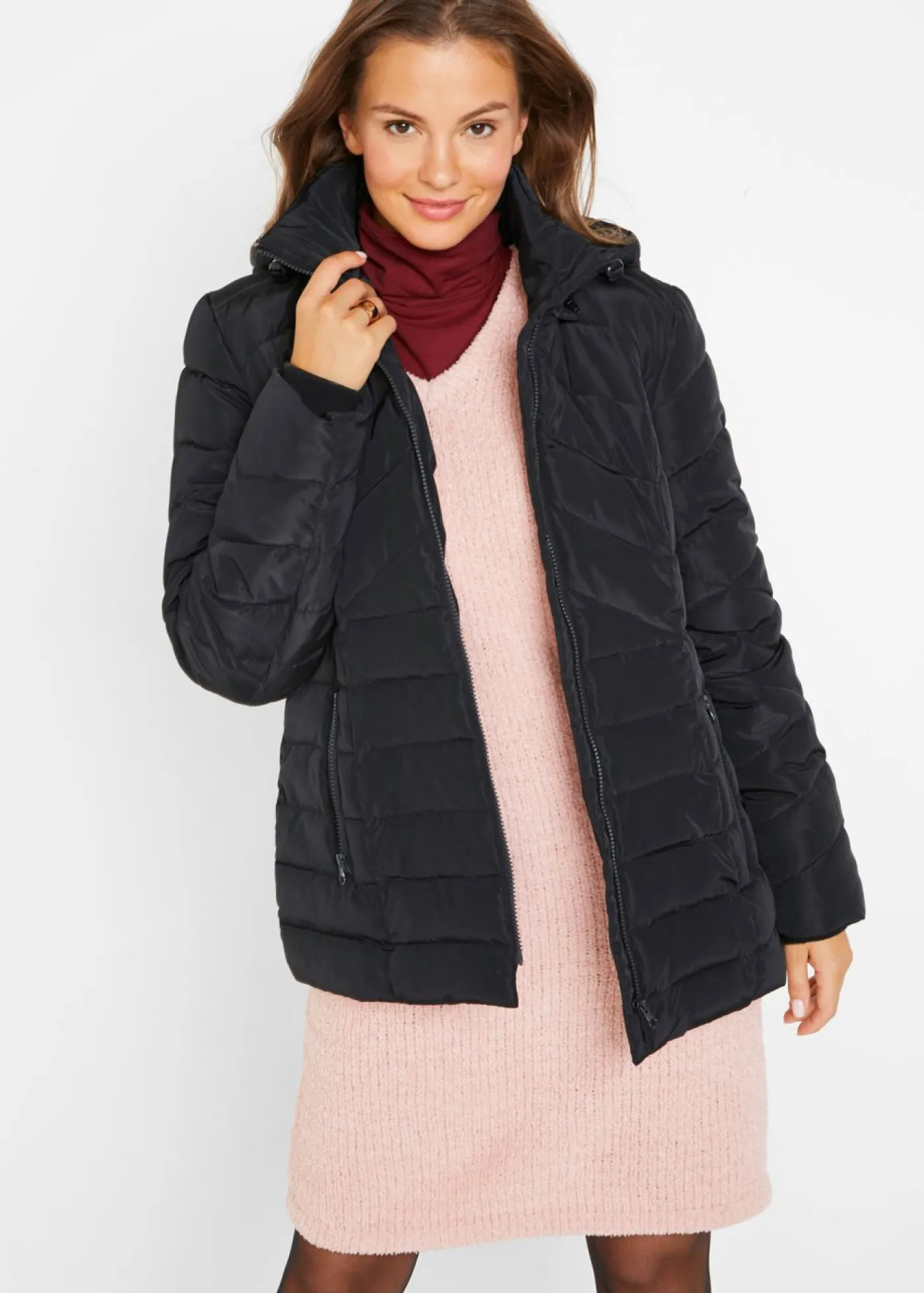bonprix bonprix Chaqueta guateada ligera con capucha desmontable Negro Best