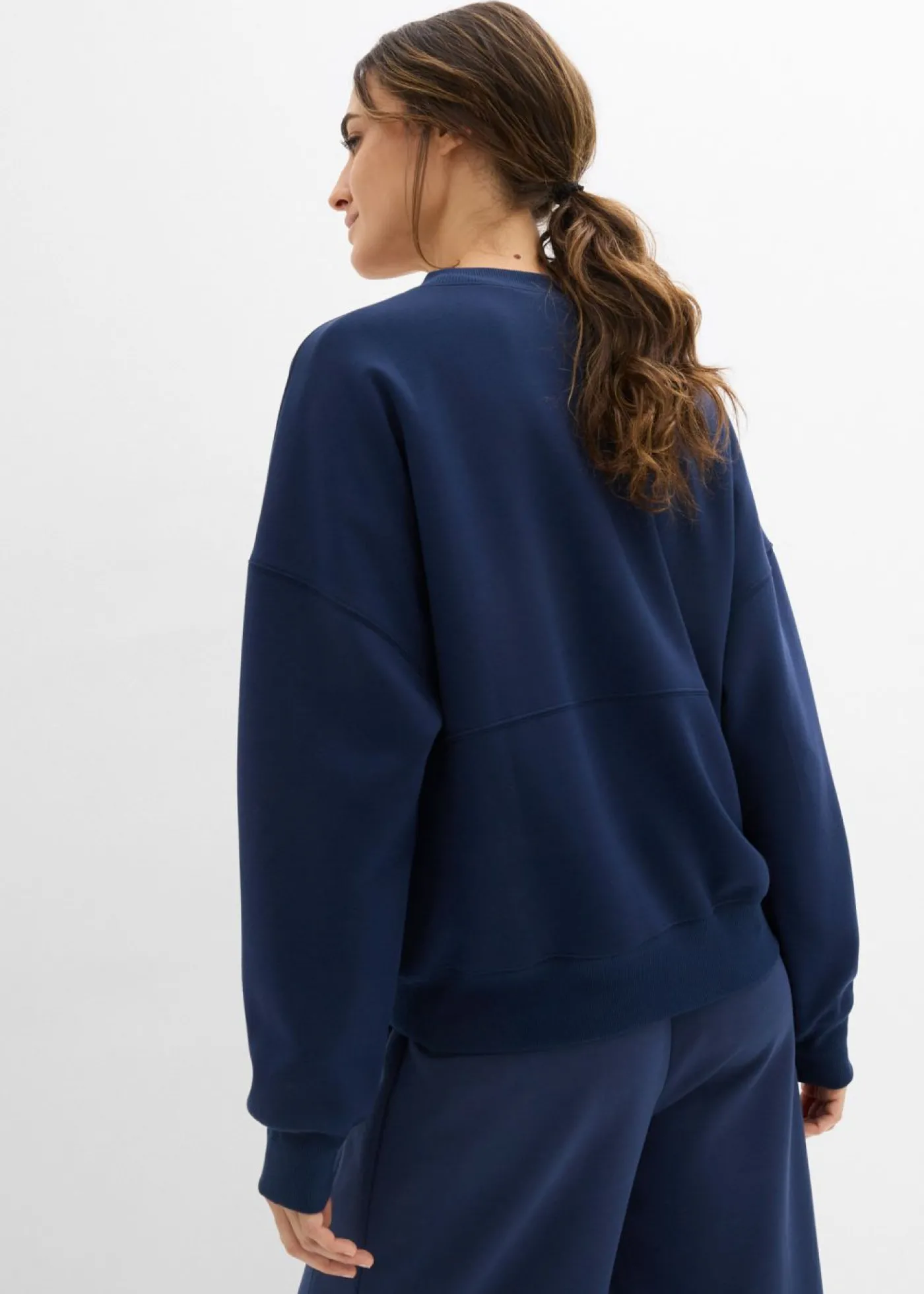 bonprix bonprix Chaqueta holgada de chándal de neopreno Azul marino Clearance