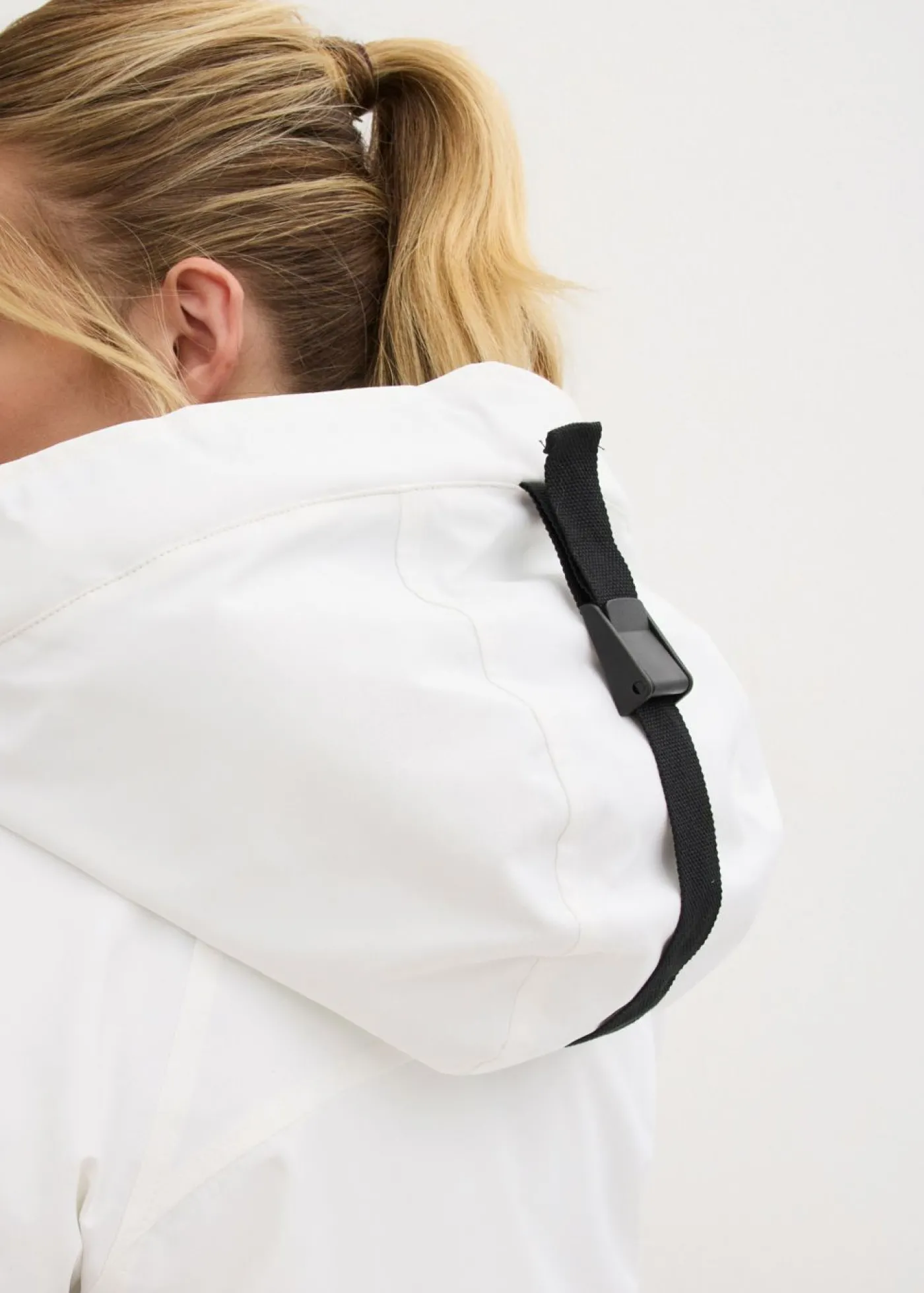 bonprix bonprix Chaqueta impermeable de esquí con protector antinieve Blanco New