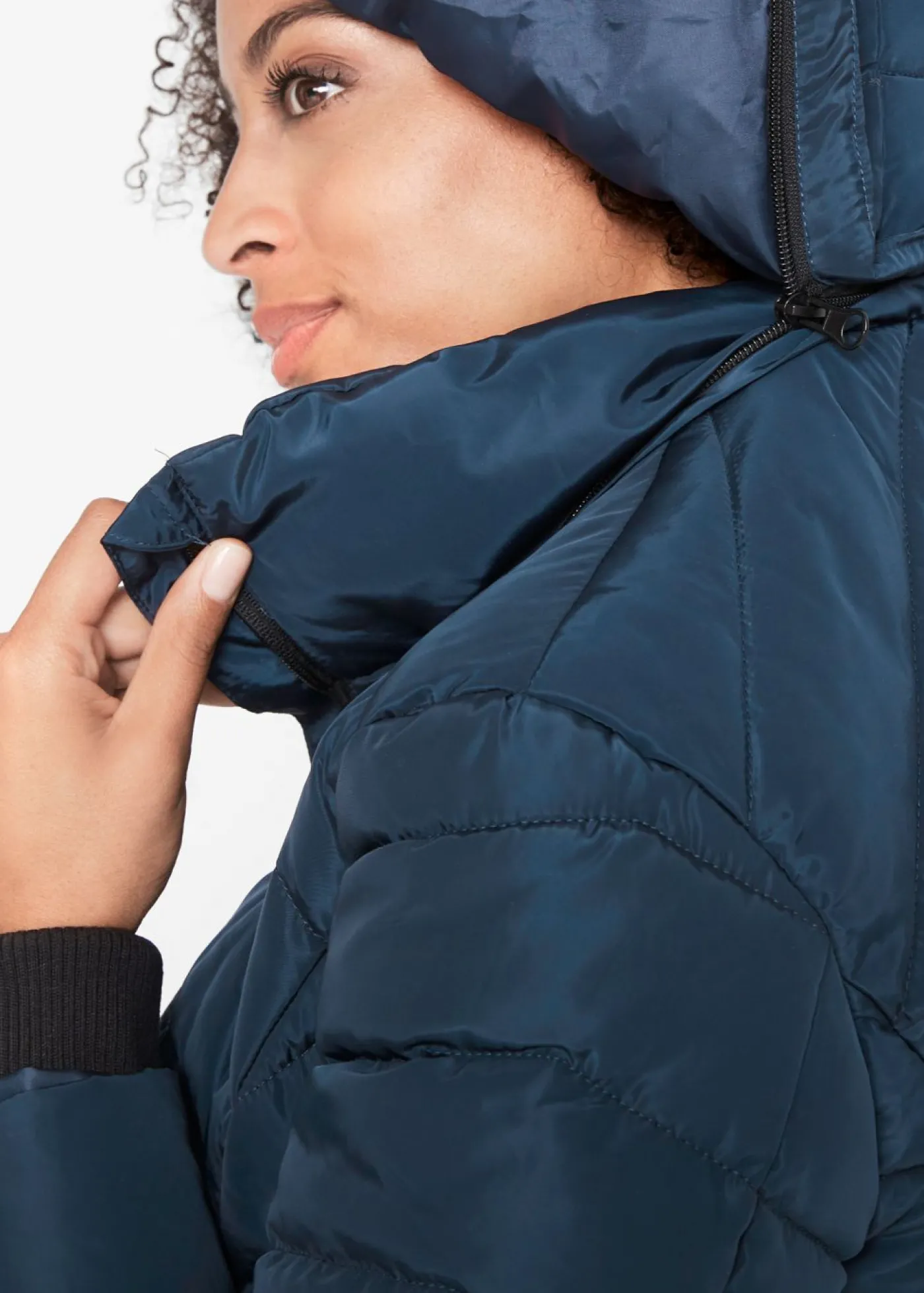bonprix bonprix Chaqueta larga acolchada con relleno Azul marino Discount