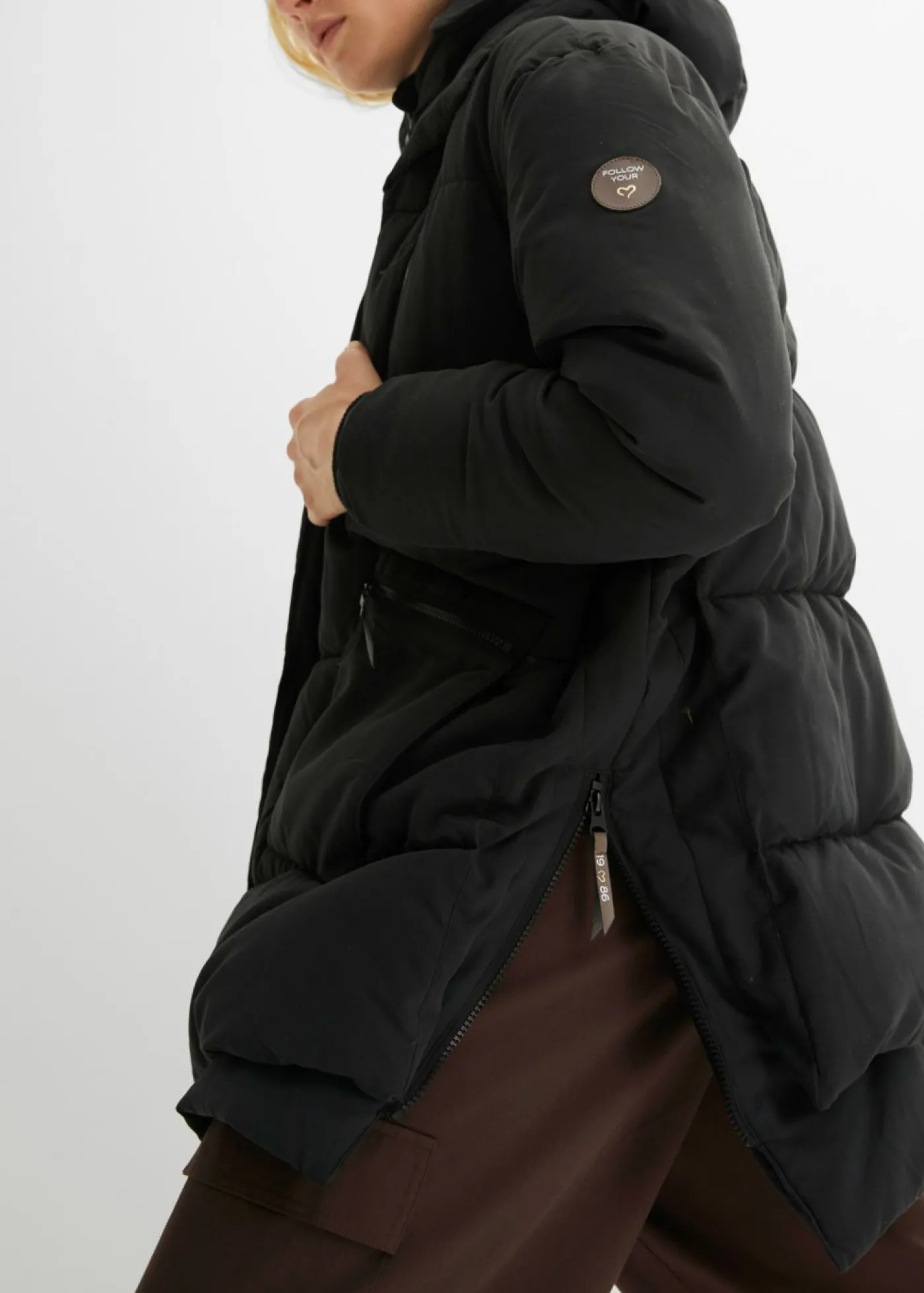 bonprix bonprix Chaqueta oversize de invierno con capucha Negro Outlet
