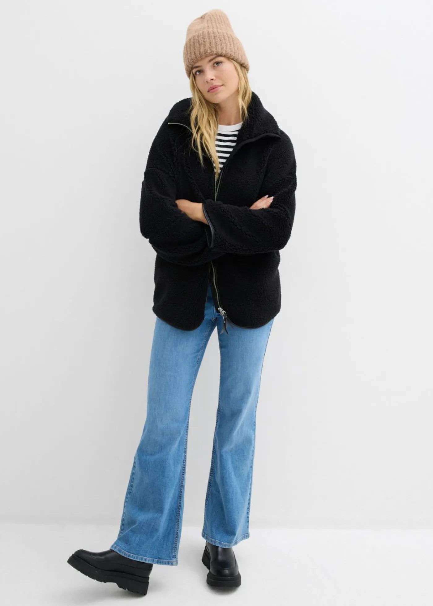 bonprix bonprix Chaqueta polar con corte holgado Negro New
