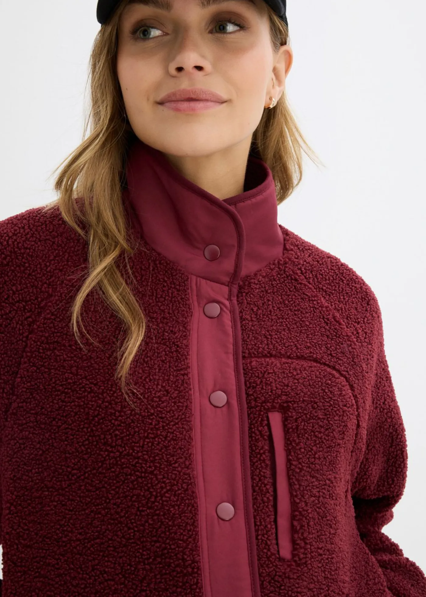 bonprix bonprix Chaqueta polar premamá/de porteo 3 en 1 mora oscuro Online