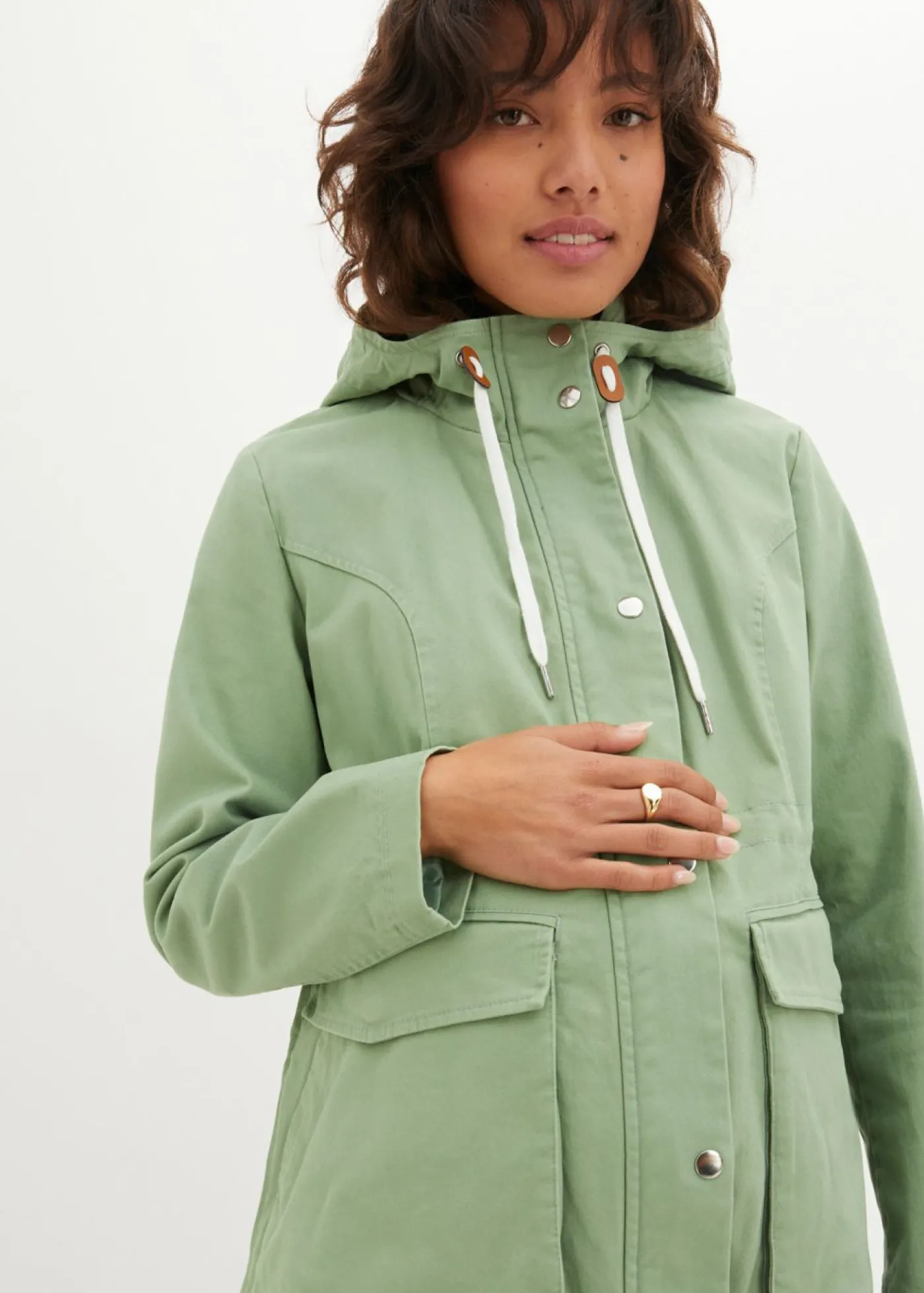 bonprix bonprix Chaqueta premamá 3 en 1 con inserto de porteo Verde musgo/blanco Clearance