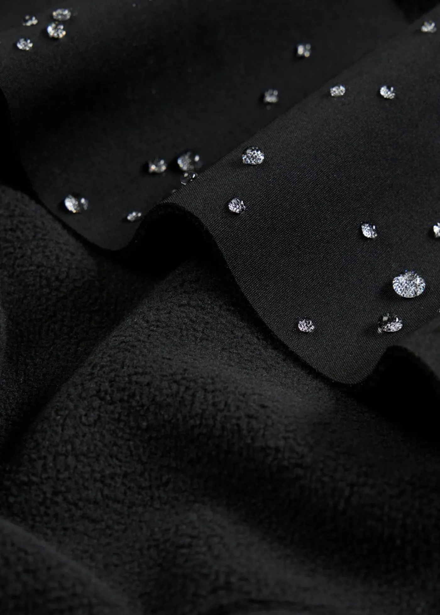 bonprix bonprix Chaqueta softshell 4 en 1 con inserto para bebé en la parte delantera y trasera Negro Best