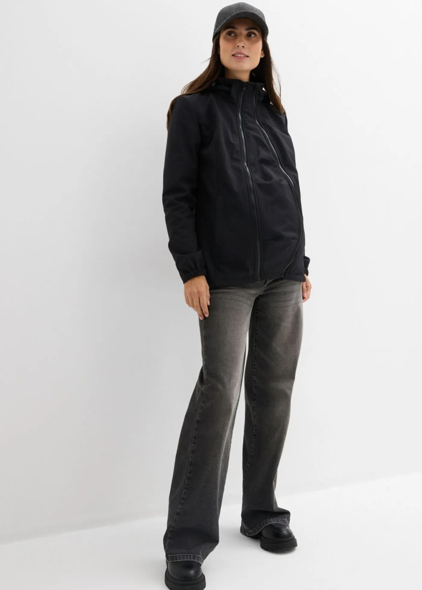 bonprix bonprix Chaqueta softshell 4 en 1 con inserto para bebé en la parte delantera y trasera Negro Best