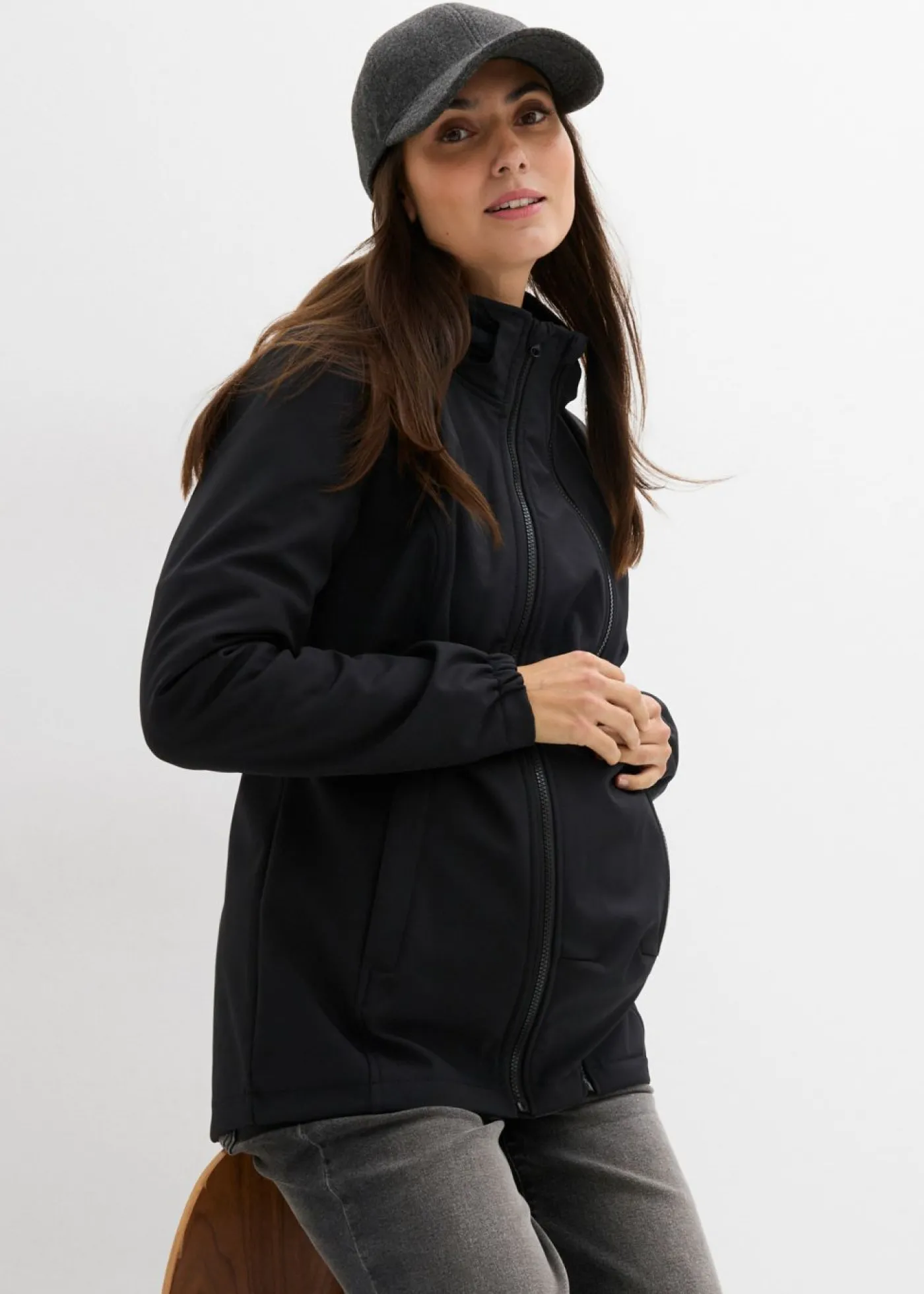 bonprix bonprix Chaqueta softshell 4 en 1 con inserto para bebé en la parte delantera y trasera Negro Best