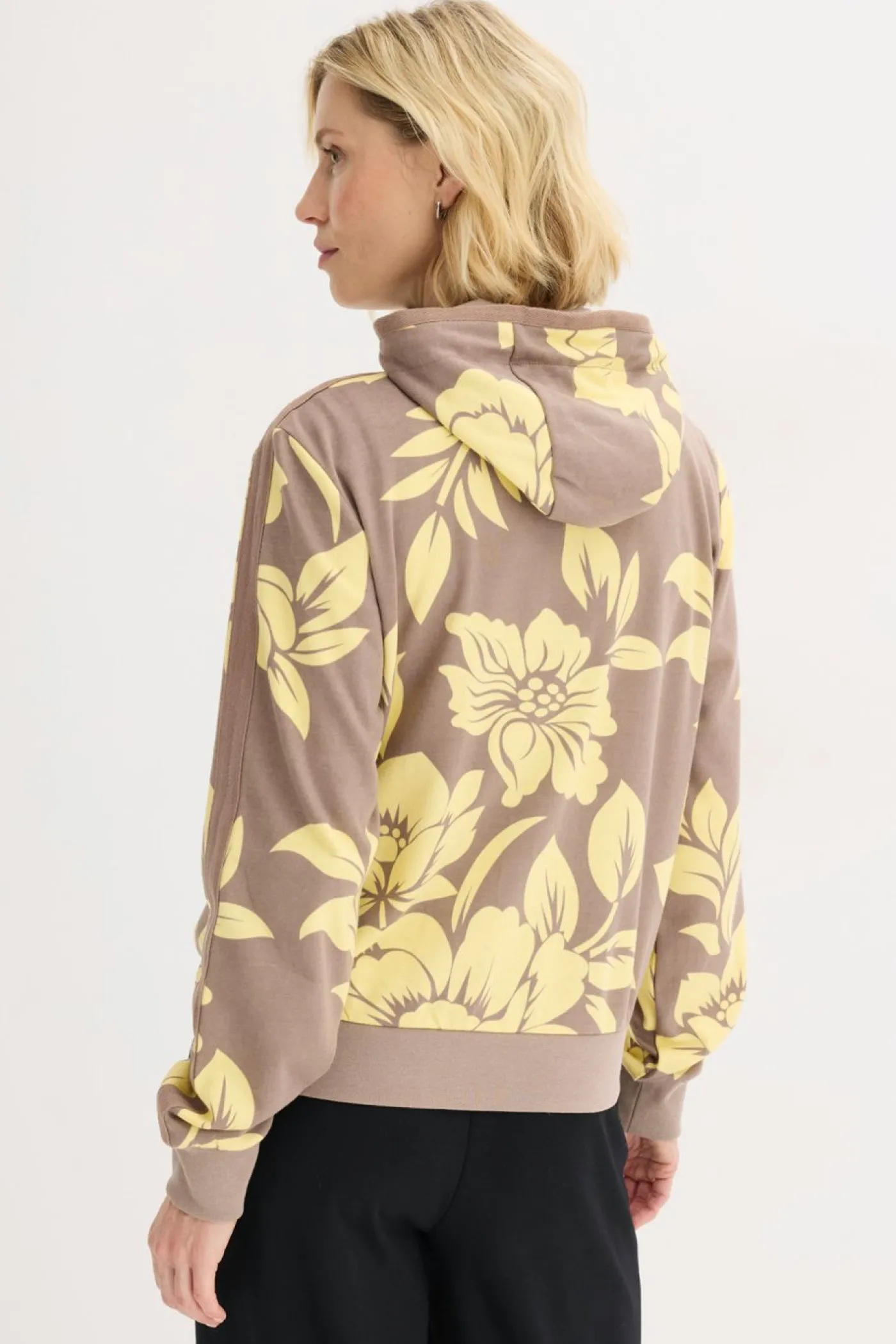bonprix bonprix Chaqueta tipo sudadera con algodón Marrón grisáceo/amarillo claro de flores Discount