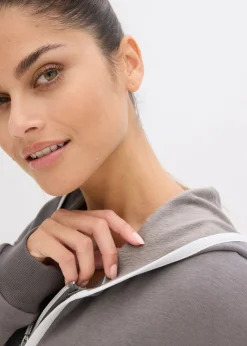 bonprix bonprix Chaqueta térmica de chándal de material de secado rápido con corte ancho Gris granito Outlet