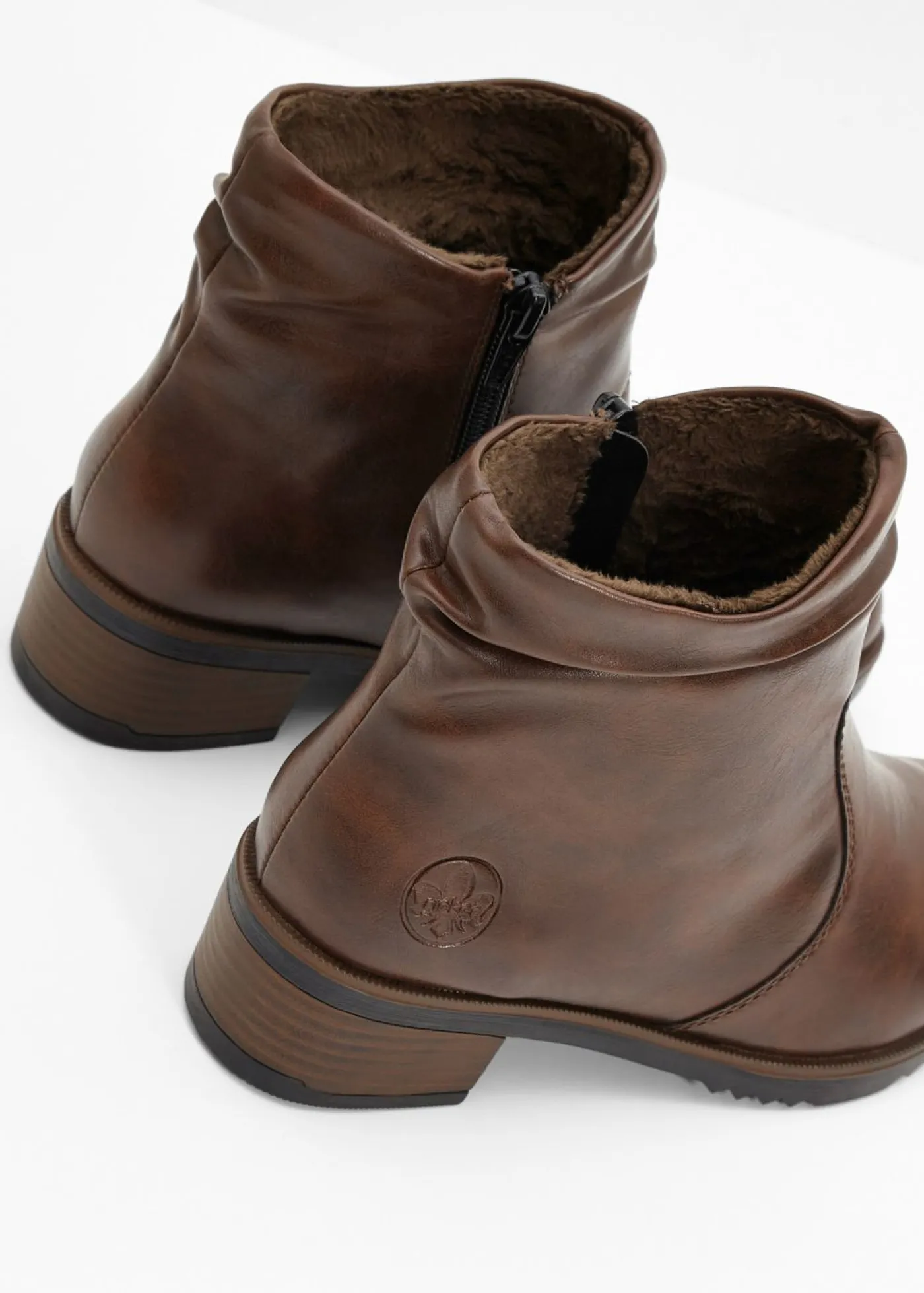 bonprix Rieker Cómodos botines Rieker con plantilla acolchada marrón Online
