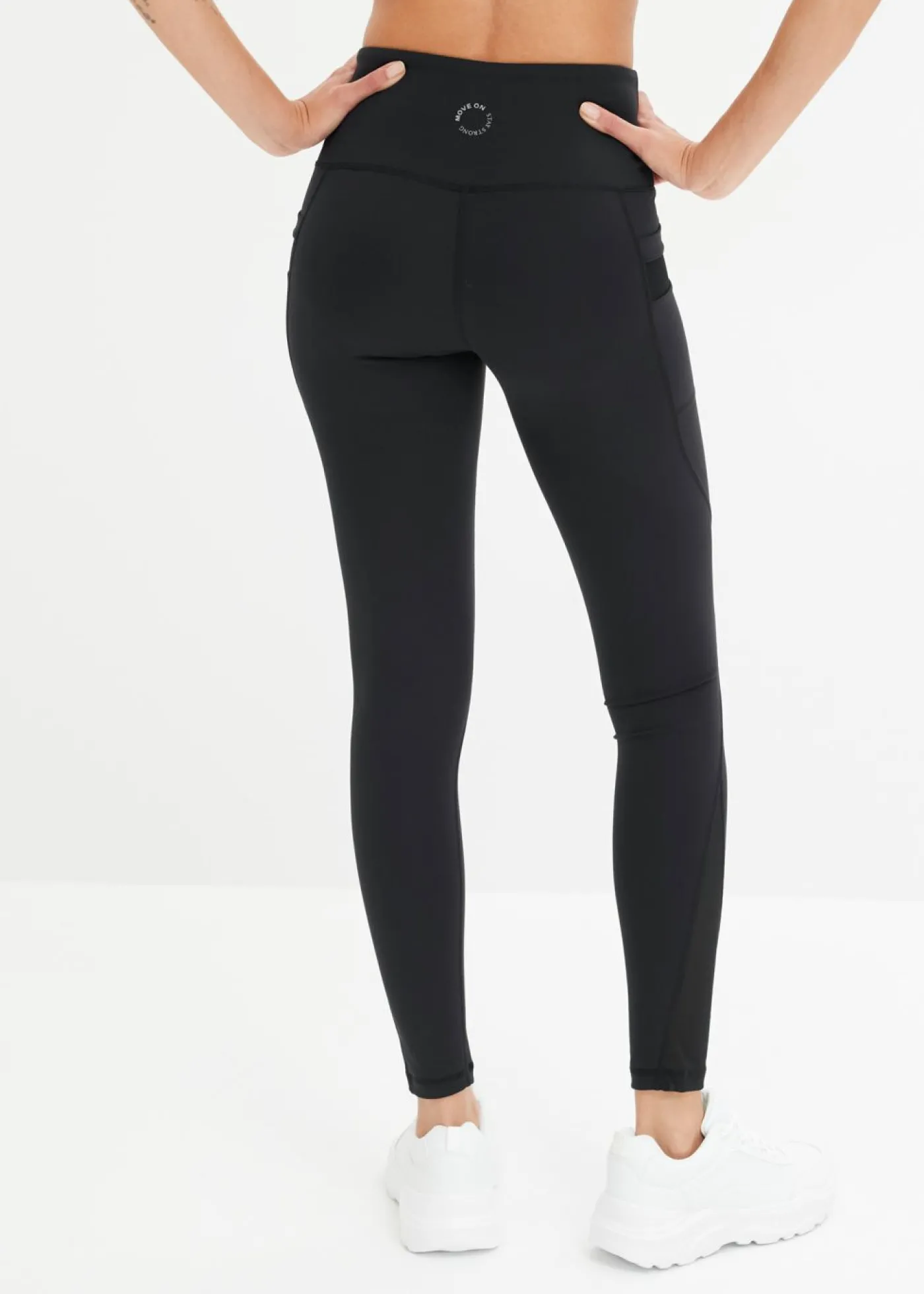 bonprix bonprix Cómodos leggings deportivos con malla y bolsillo para móvil Negro Online