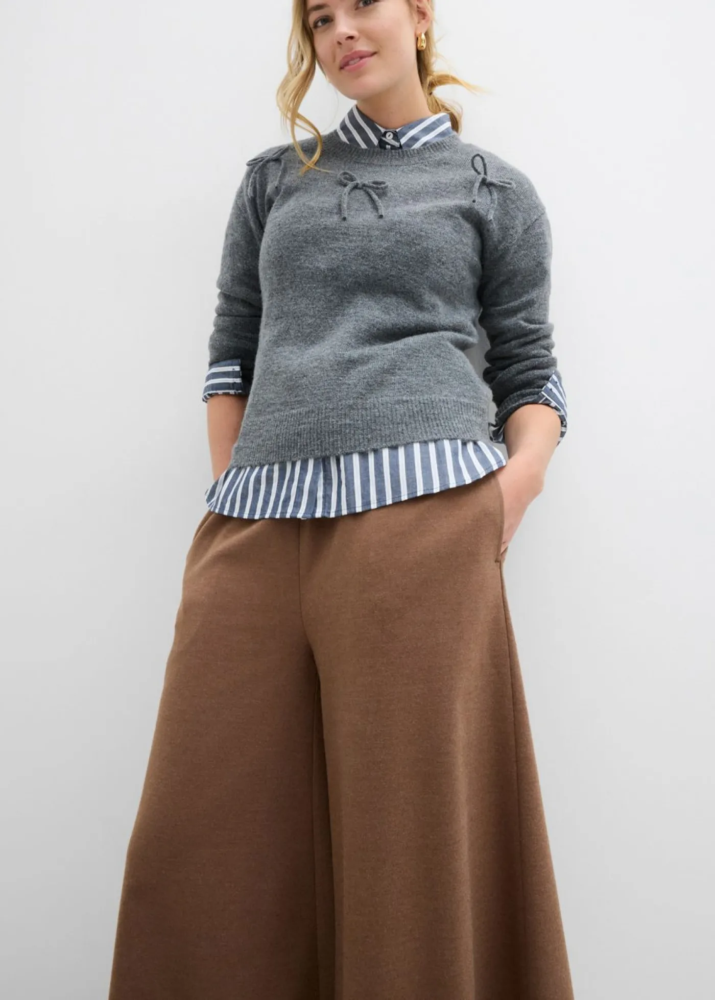 bonprix bonprix Culotte con aspecto de lana marrón pimienta moteado Online