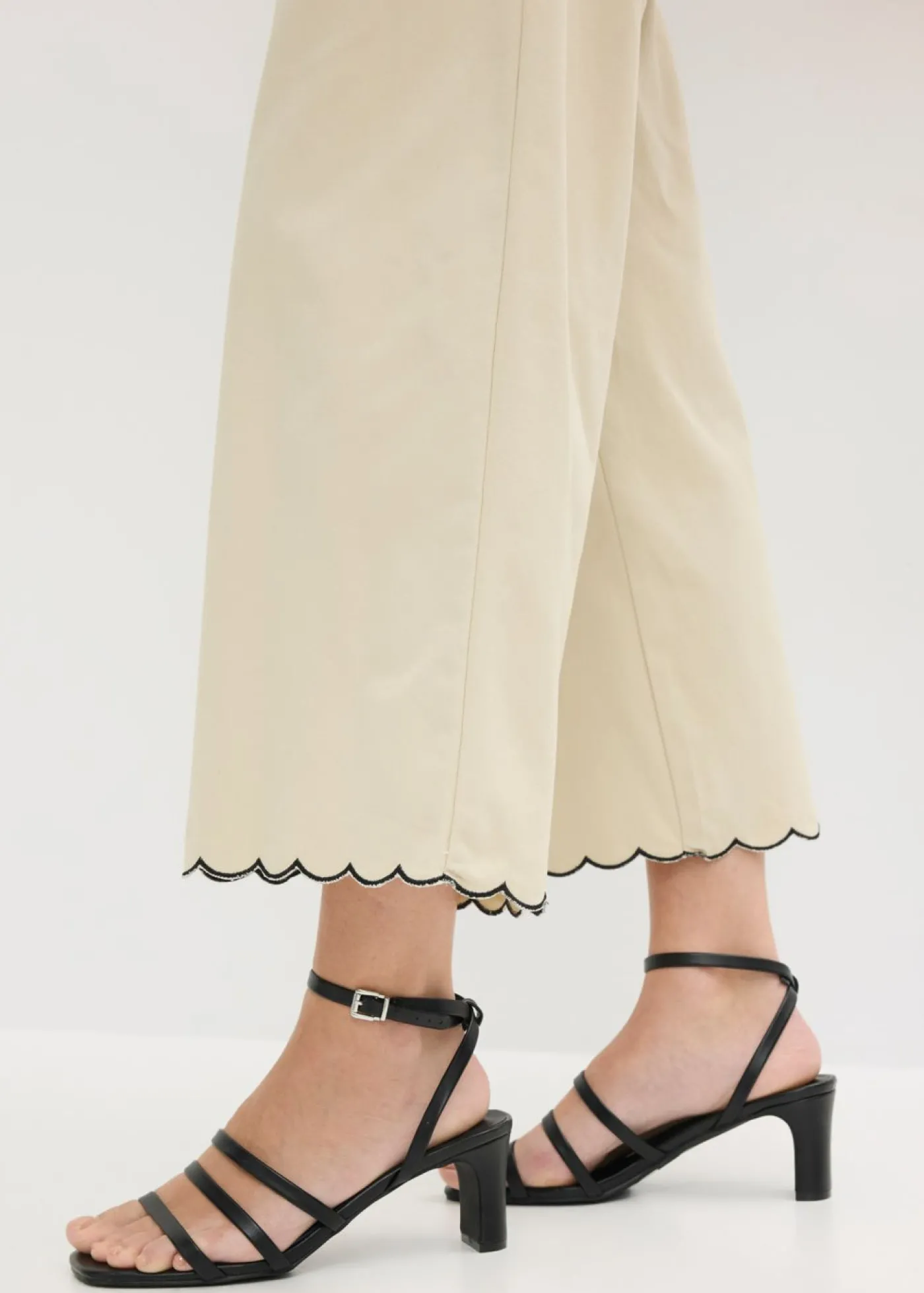 bonprix bonprix Culotte de algodón puro Arena claro-negro New
