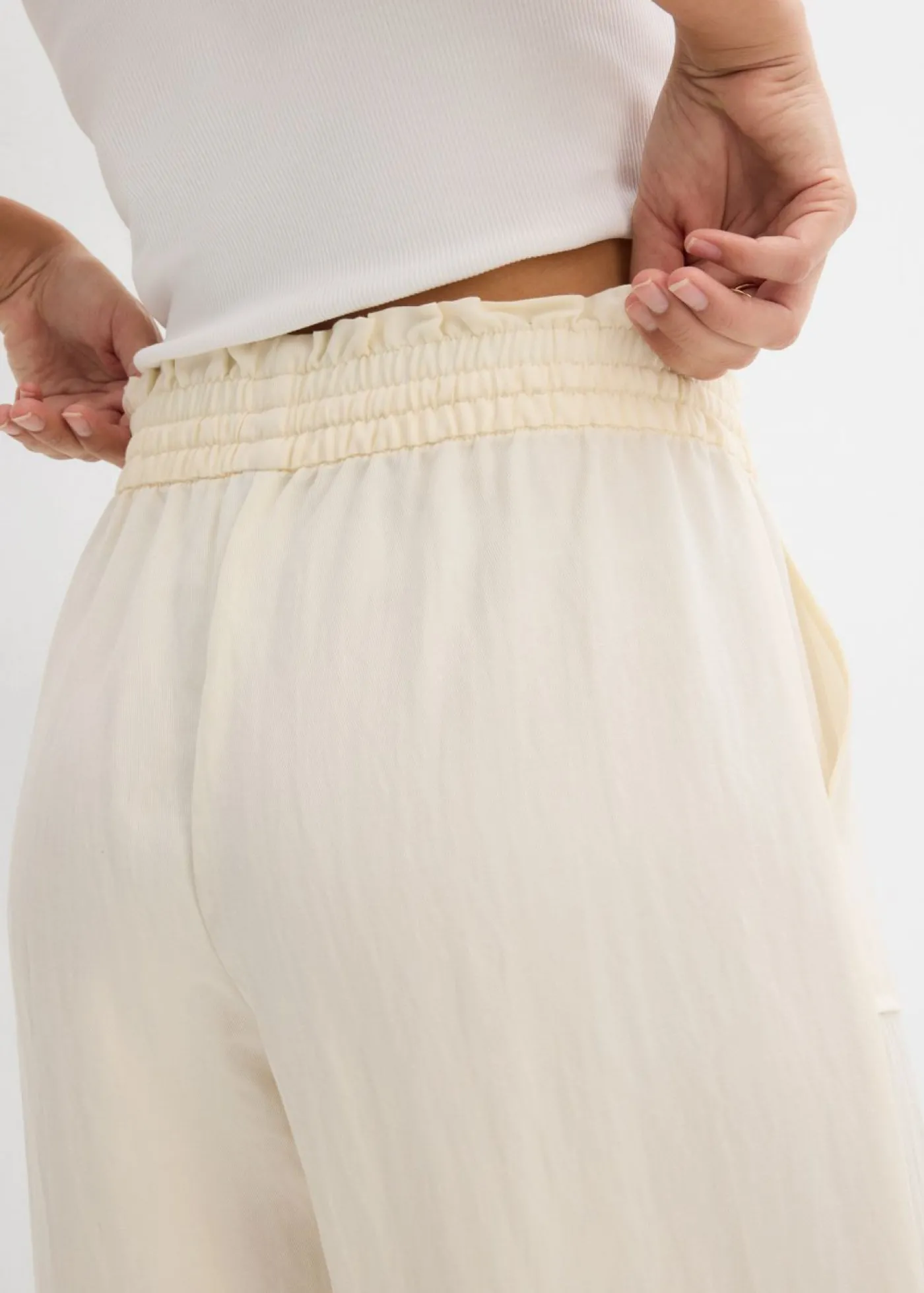bonprix bonprix Culotte de mezcla de lyocell fluido Blanco-crema Clearance