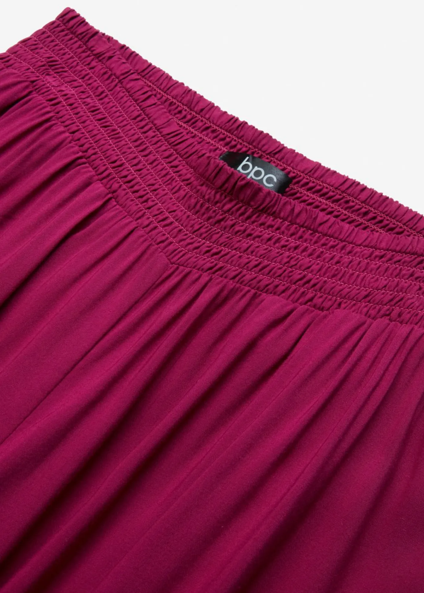 bonprix bonprix Culotte hasta la pantorrilla de viscosa sostenible Violeta Online