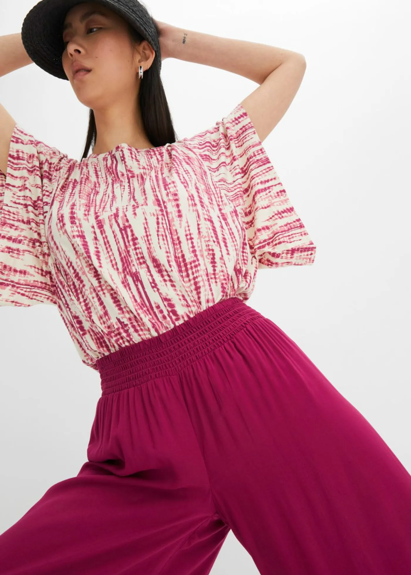 bonprix bonprix Culotte hasta la pantorrilla de viscosa sostenible Violeta Online