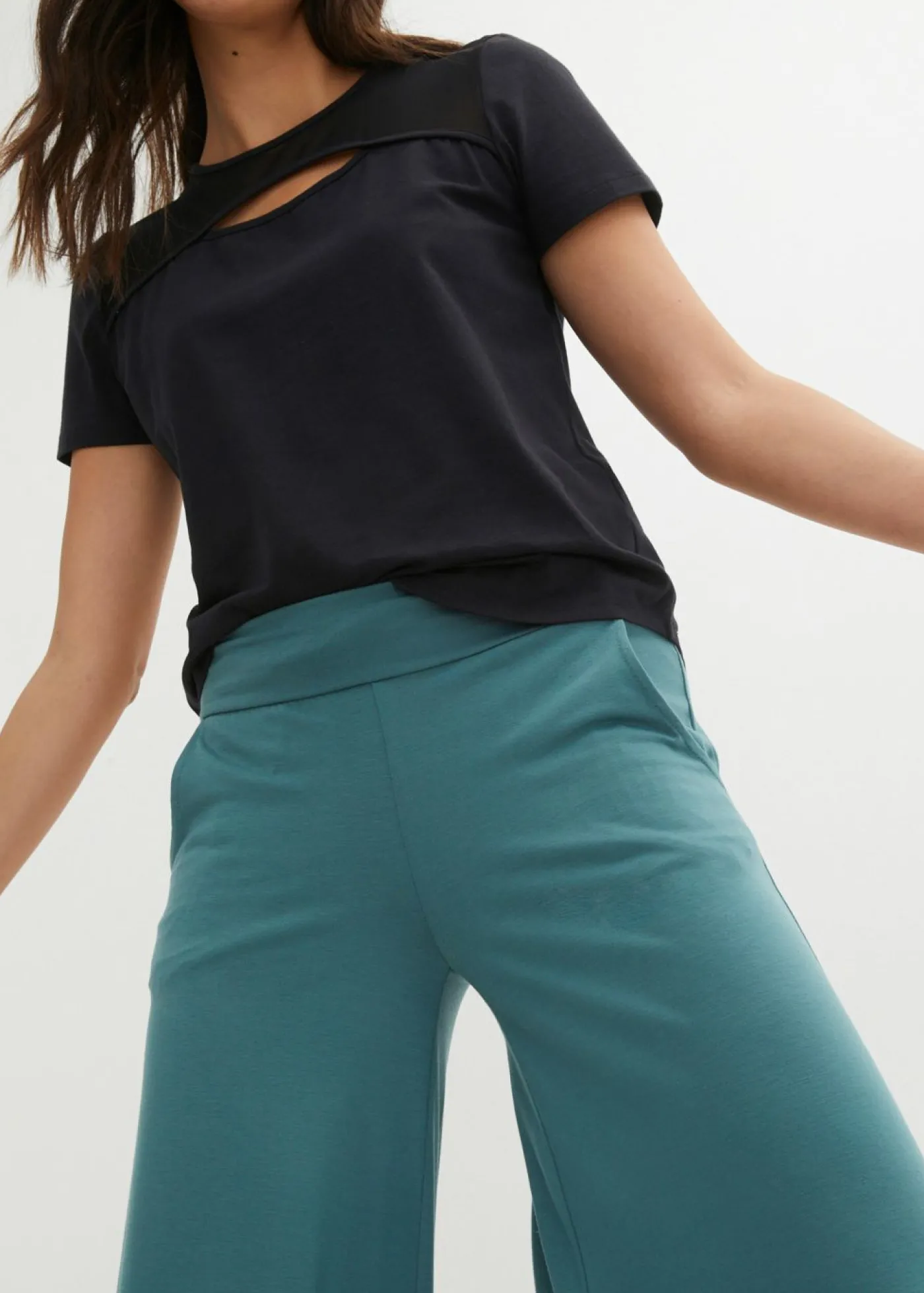 bonprix bonprix Culotte homewear con pernera ancha Verde grisáceo Hot