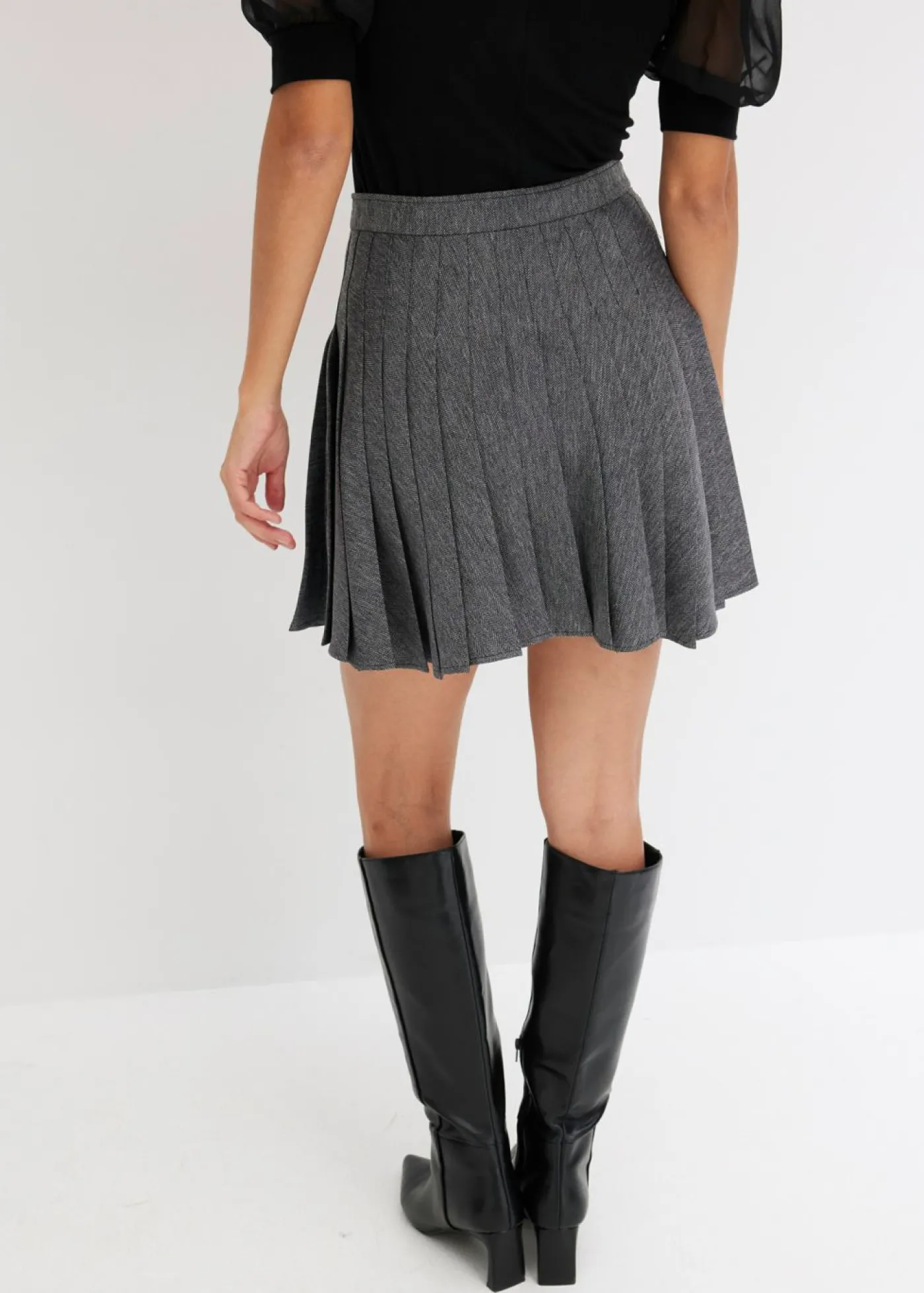 bonprix bonprix Falda Negro-blanco Hot