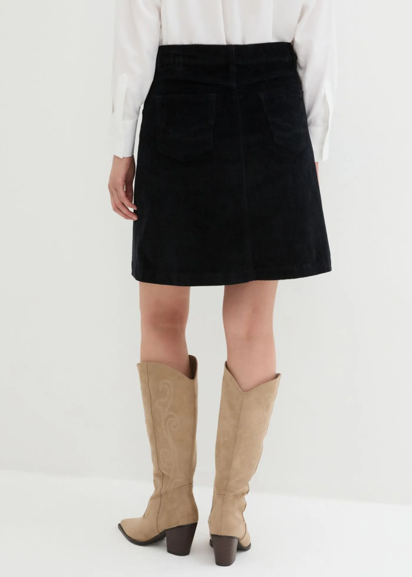 bonprix bonprix Falda elástica de pana con botones Negro Clearance