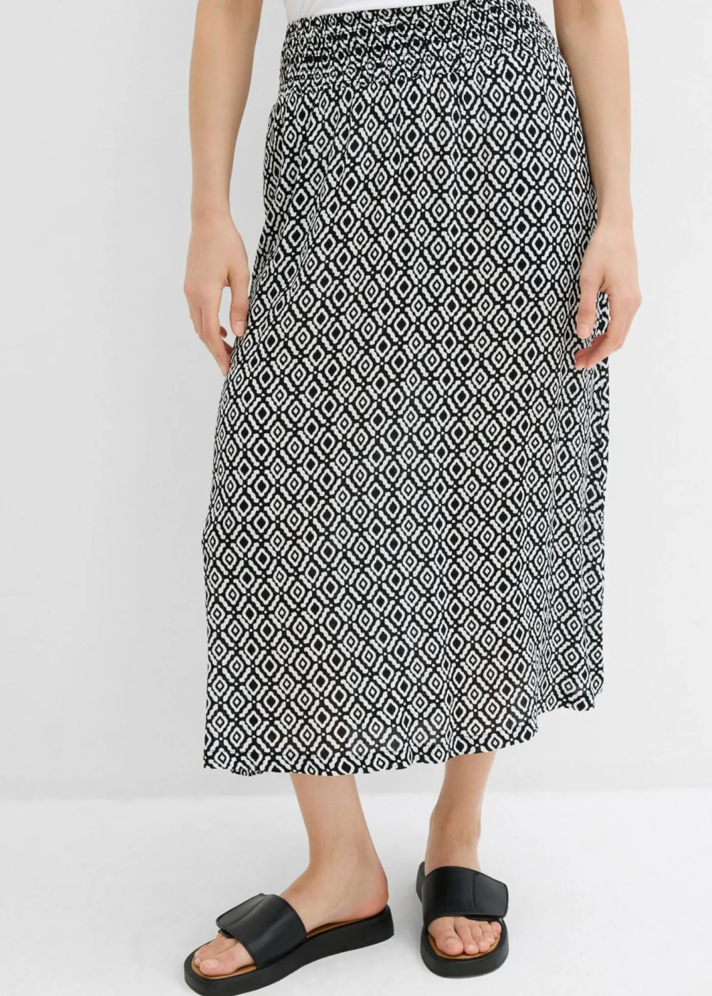 bonprix bonprix Falda larga de viscosa arrugada Negro Outlet