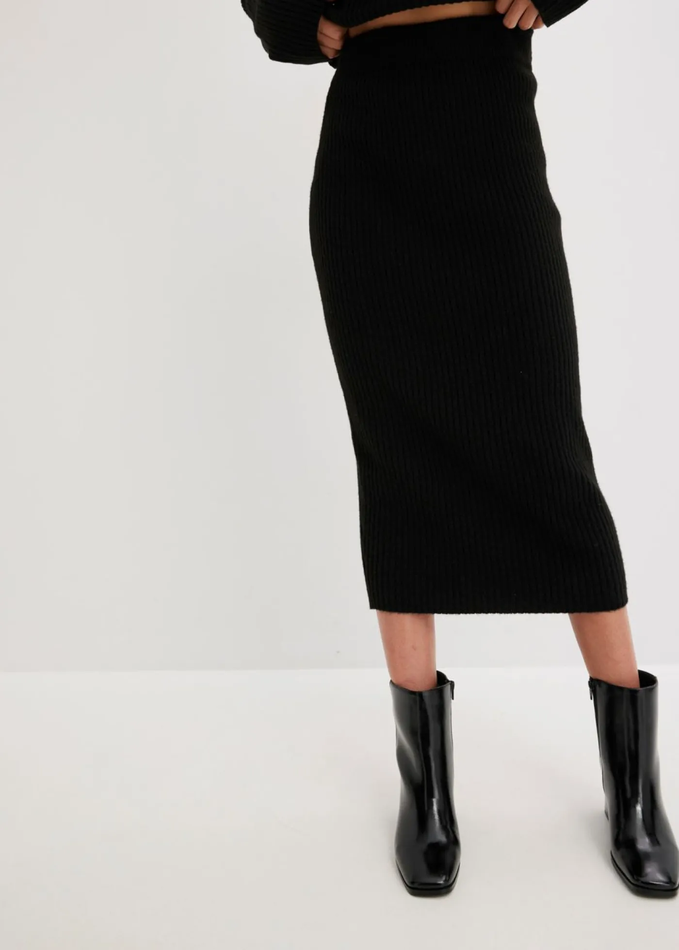 bonprix bonprix Falda lápiz Negro Clearance