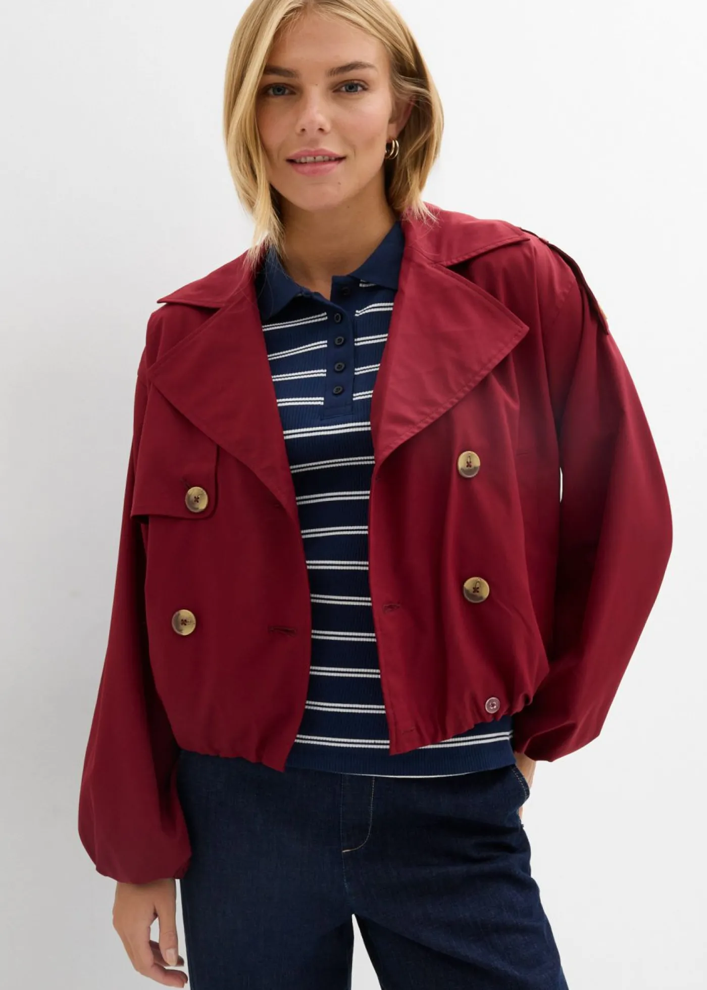 bonprix bonprix Gabardina corta Rojo rubí Hot