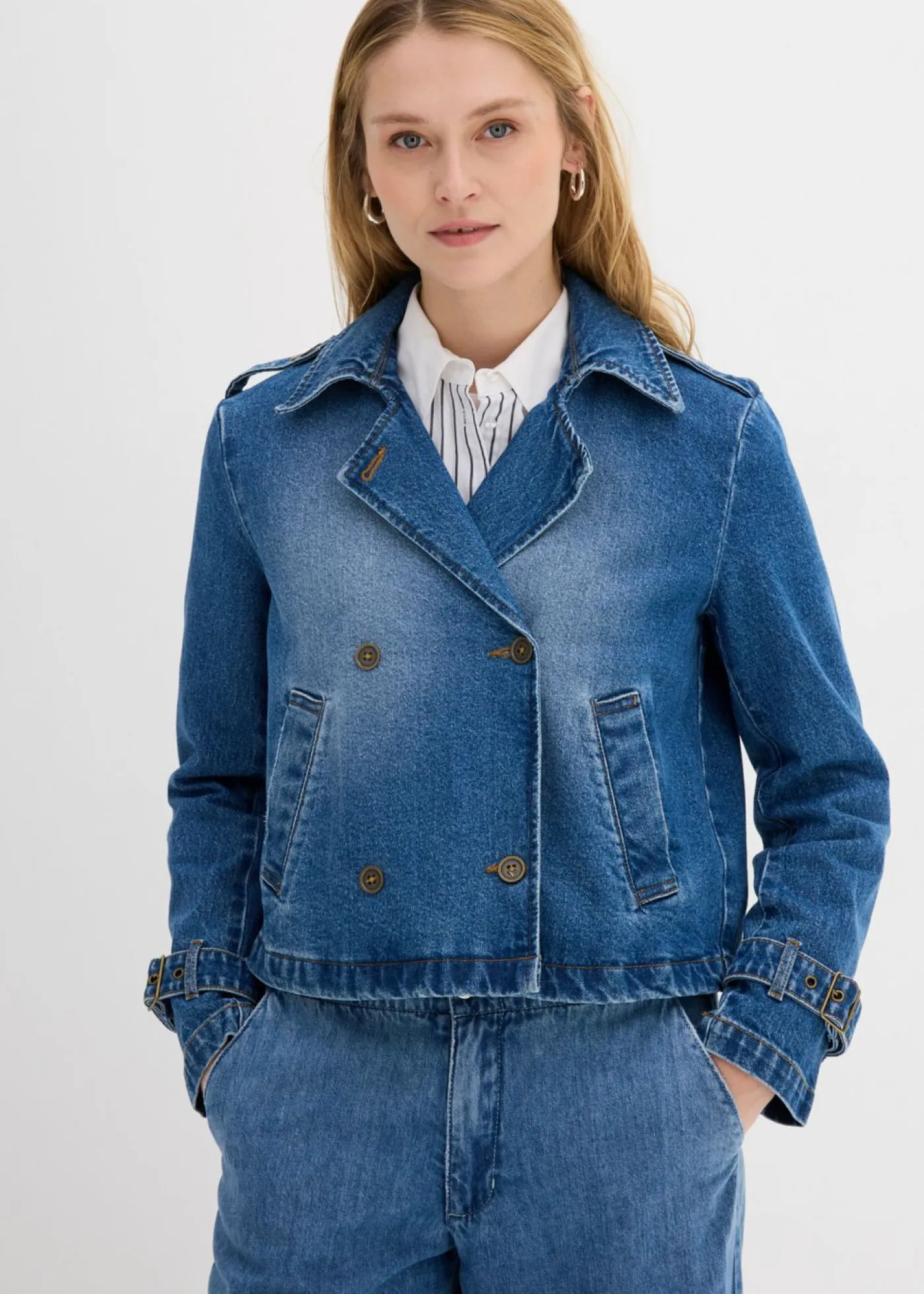bonprix bonprix Gabardina vaquera azul claro denim Discount