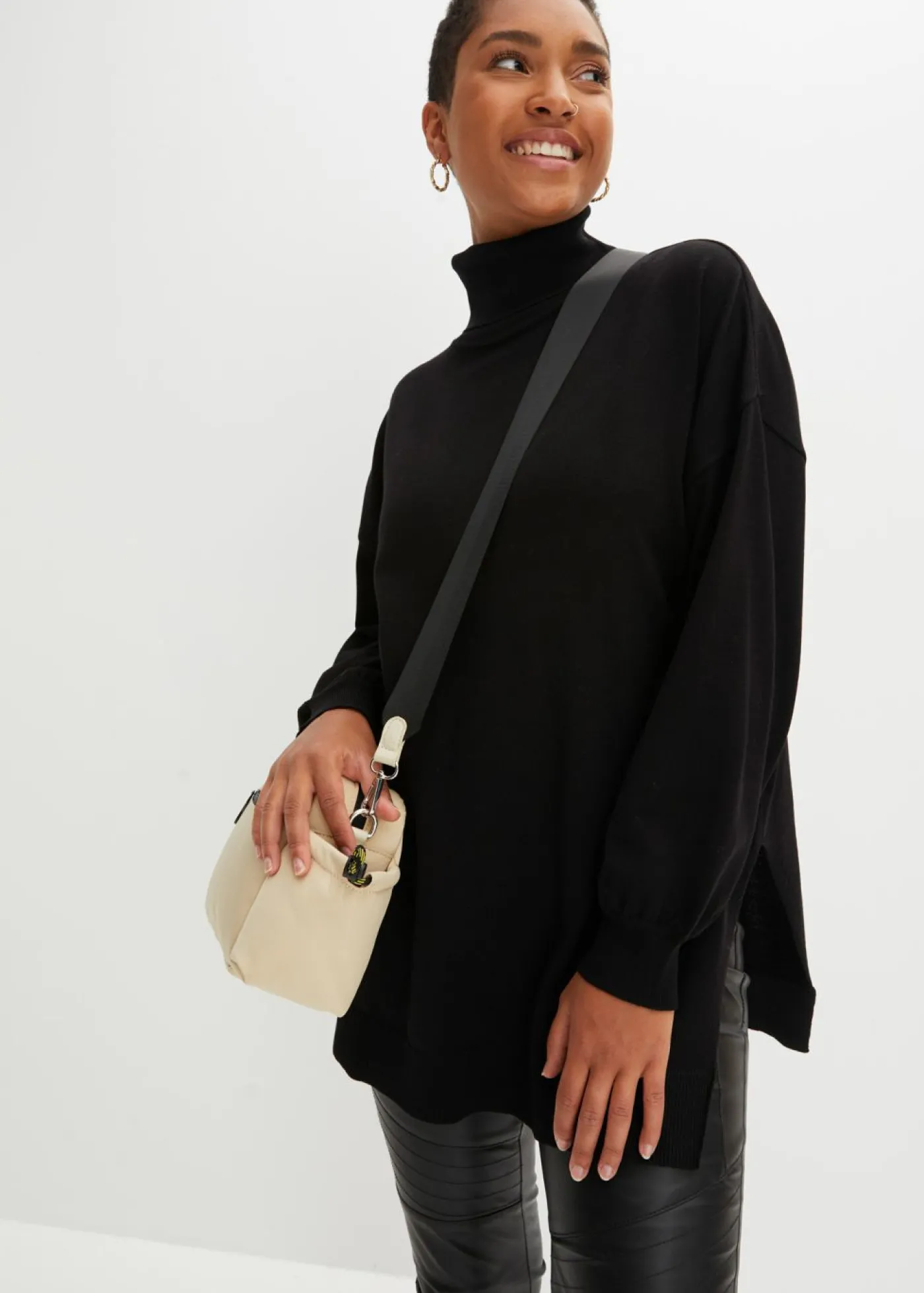 bonprix bonprix Jersey con cuello vuelto de mezcla de viscosa Negro Online