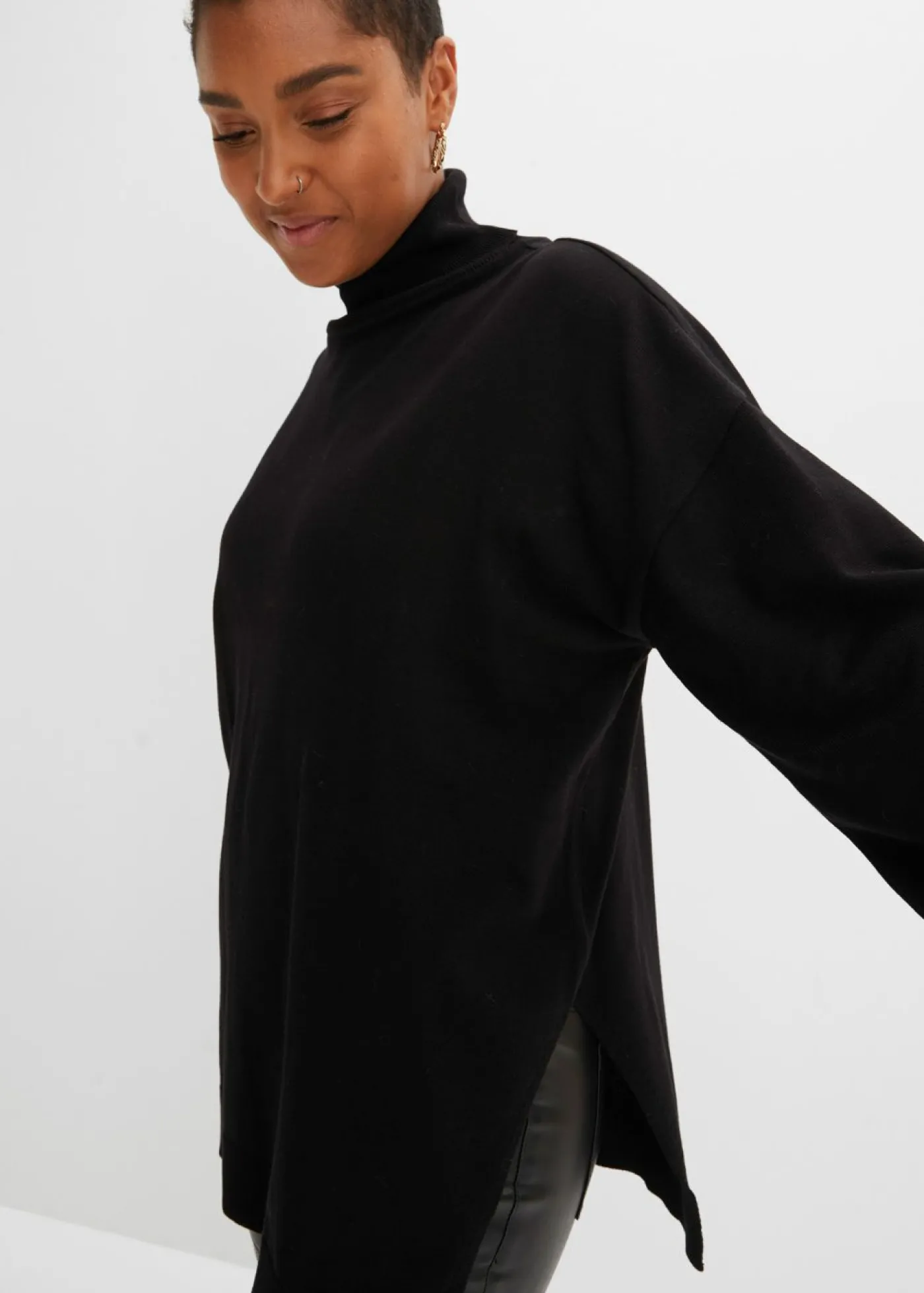 bonprix bonprix Jersey con cuello vuelto de mezcla de viscosa Negro Online