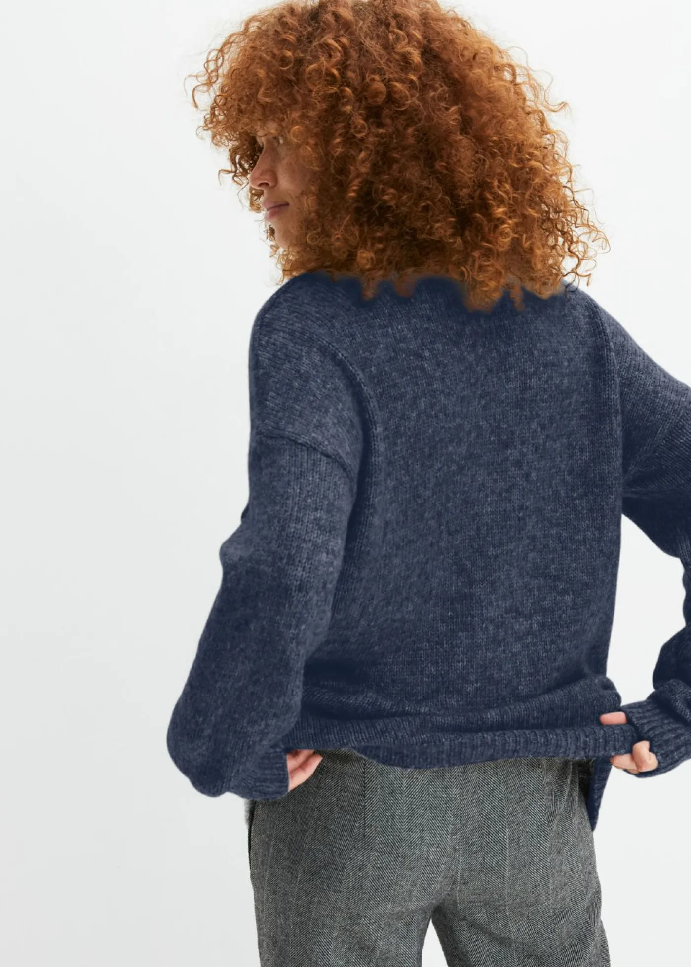 bonprix bonprix Jersey con estrellas Azul marino Discount