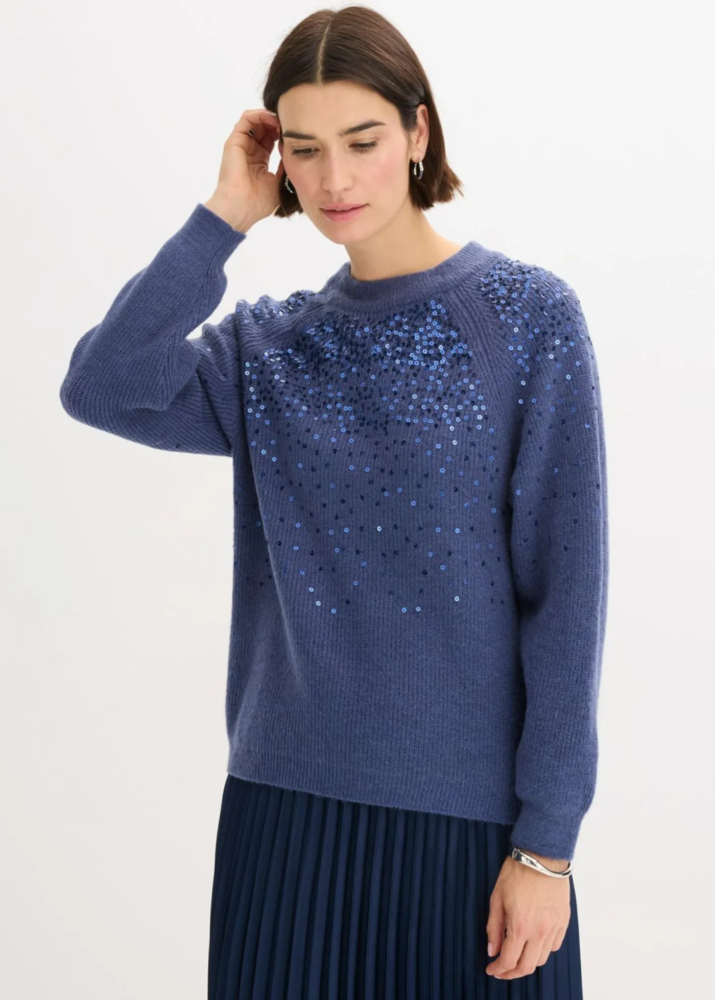 bonprix bonprix Jersey con lentejuelas índigo Hot