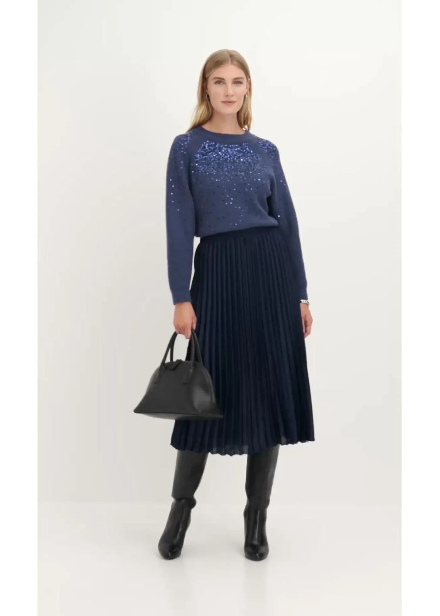 bonprix bonprix Jersey con lentejuelas índigo Hot