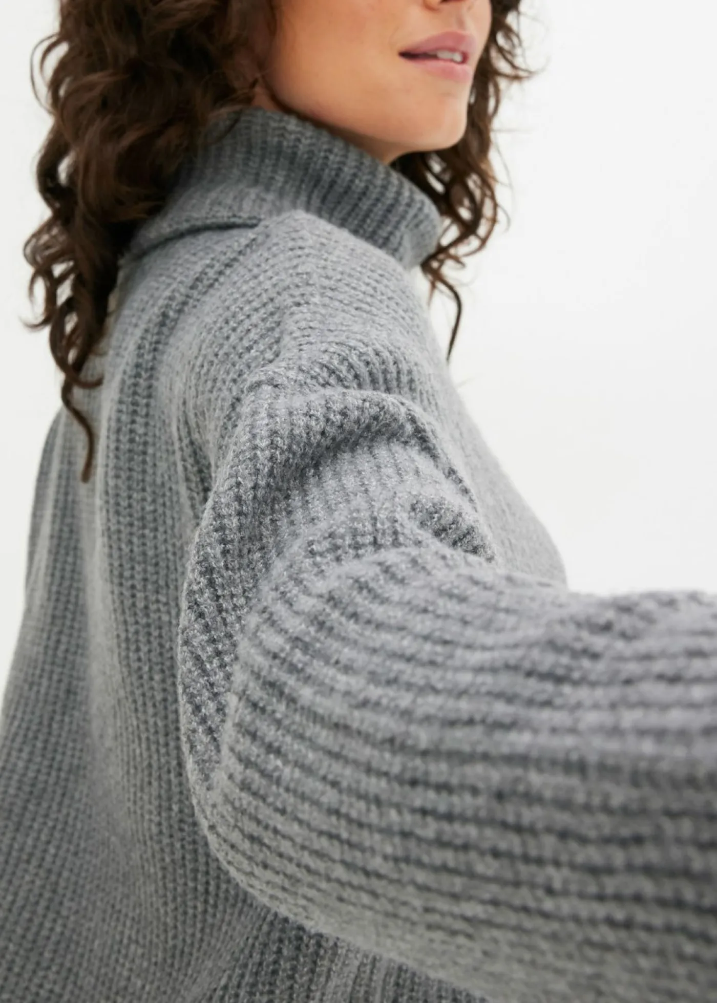 bonprix bonprix Jersey de cuello alto Gris jaspeado