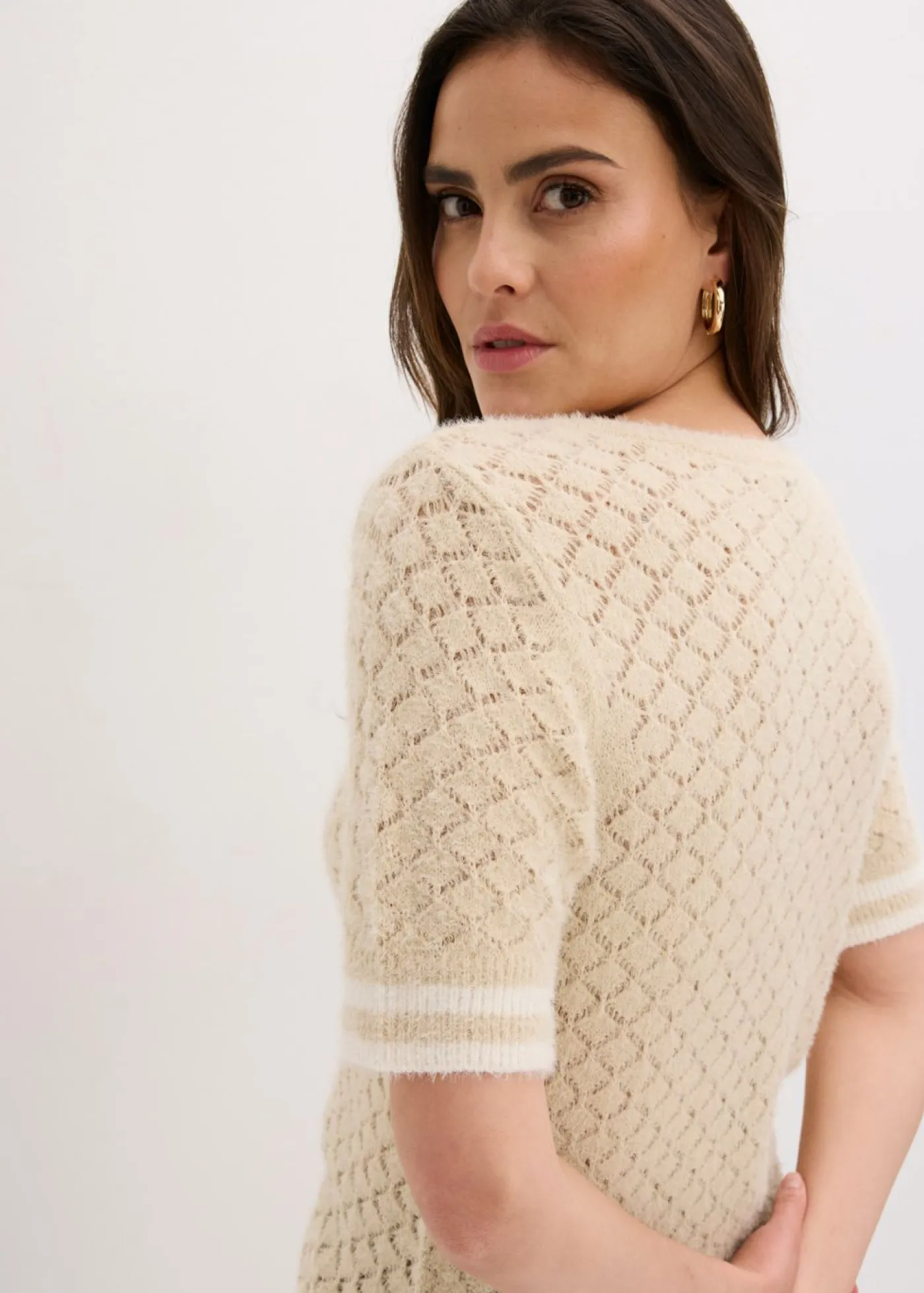 bonprix bonprix Jersey de punto ajour con hilo suave Arena claro-blanco lana Best