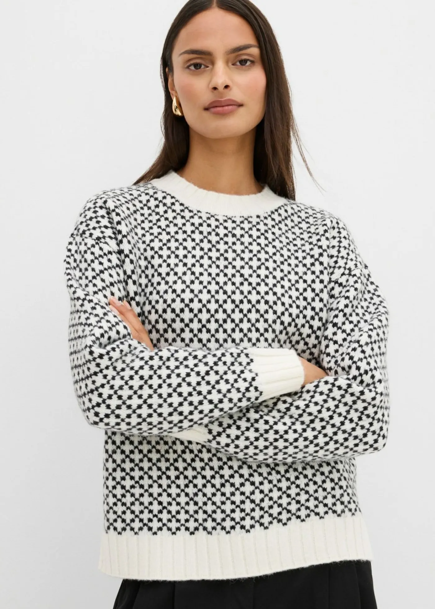 bonprix bonprix Jersey de punto grueso con mezcla de lana Negro-blanco lana Outlet