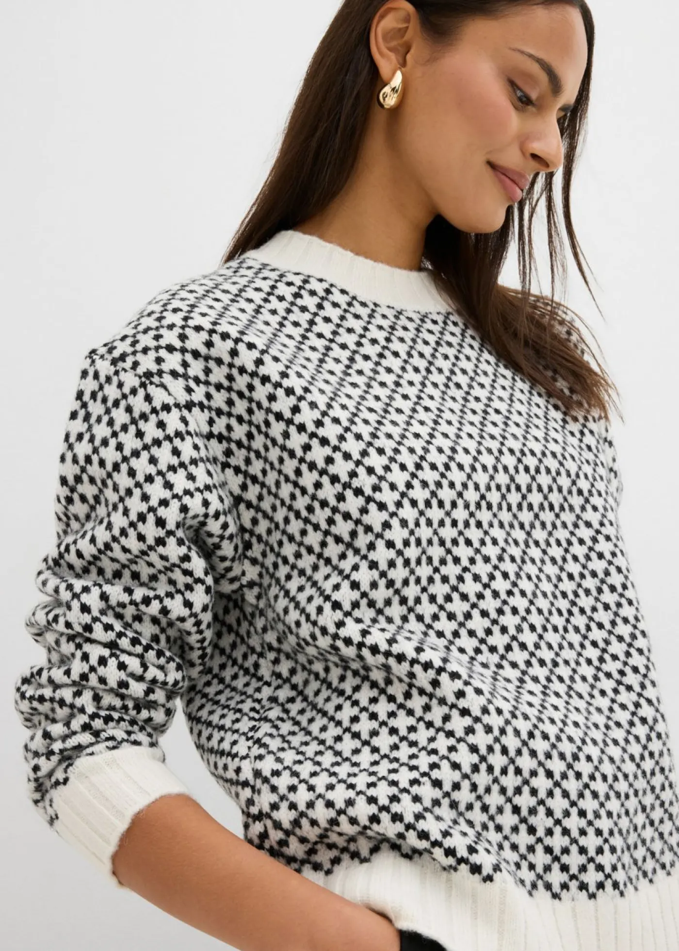 bonprix bonprix Jersey de punto grueso con mezcla de lana Negro-blanco lana Outlet