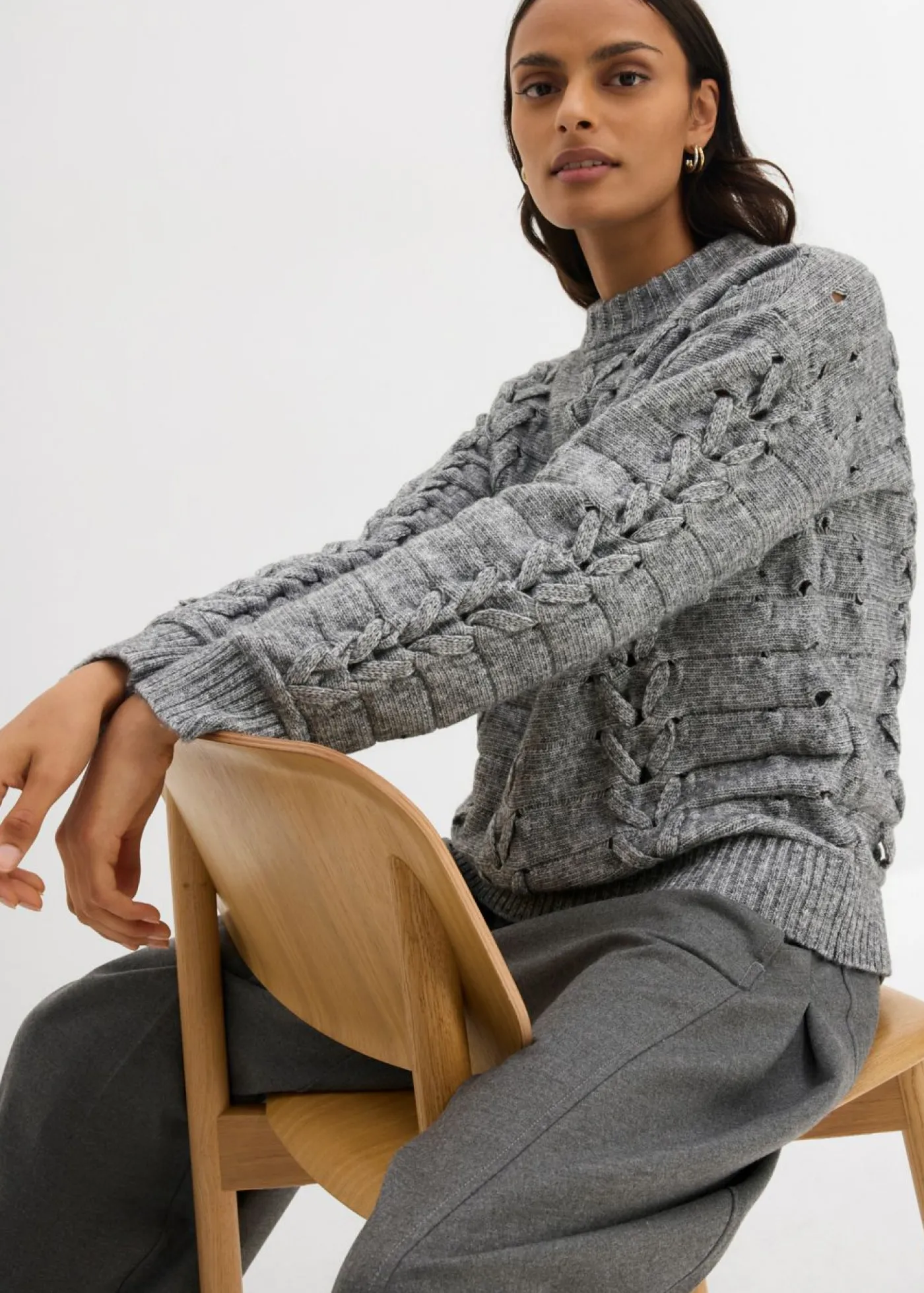 bonprix bonprix Jersey de punto grueso con patrón trenzado Gris jaspeado Hot