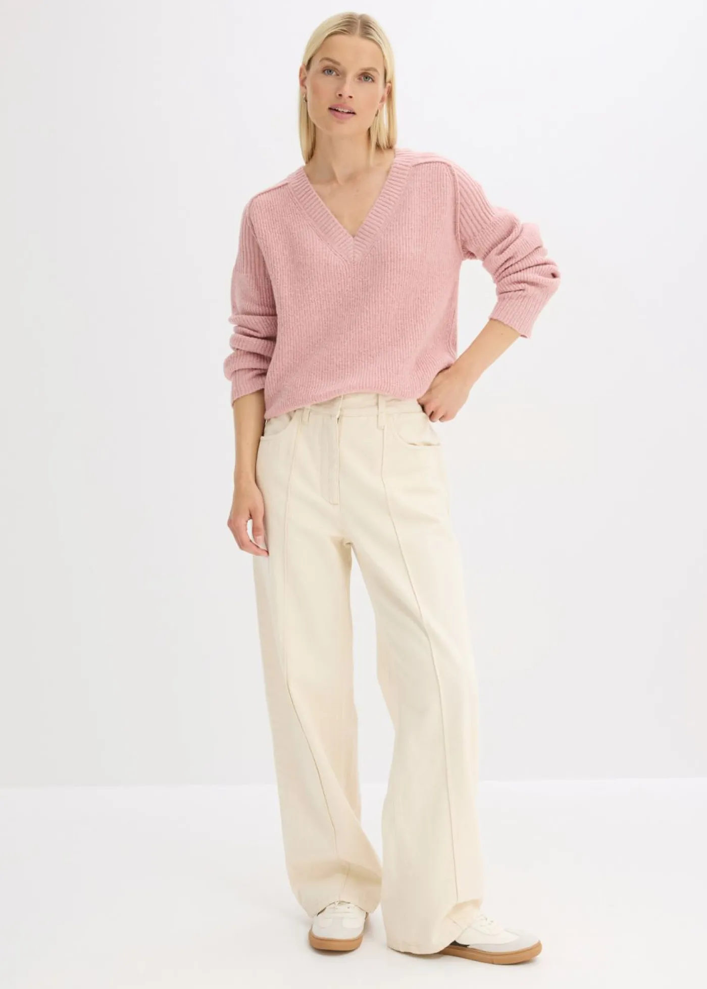bonprix bonprix Jersey holgado con escote en V Rosa ceniza Online