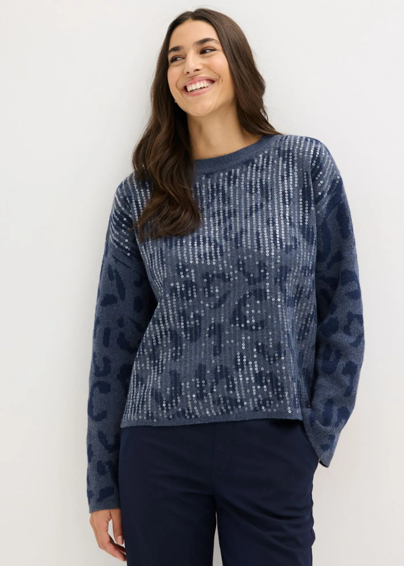 bonprix bonprix Jersey holgado de jacquard con lentejuelas Índigo/azul marino Discount