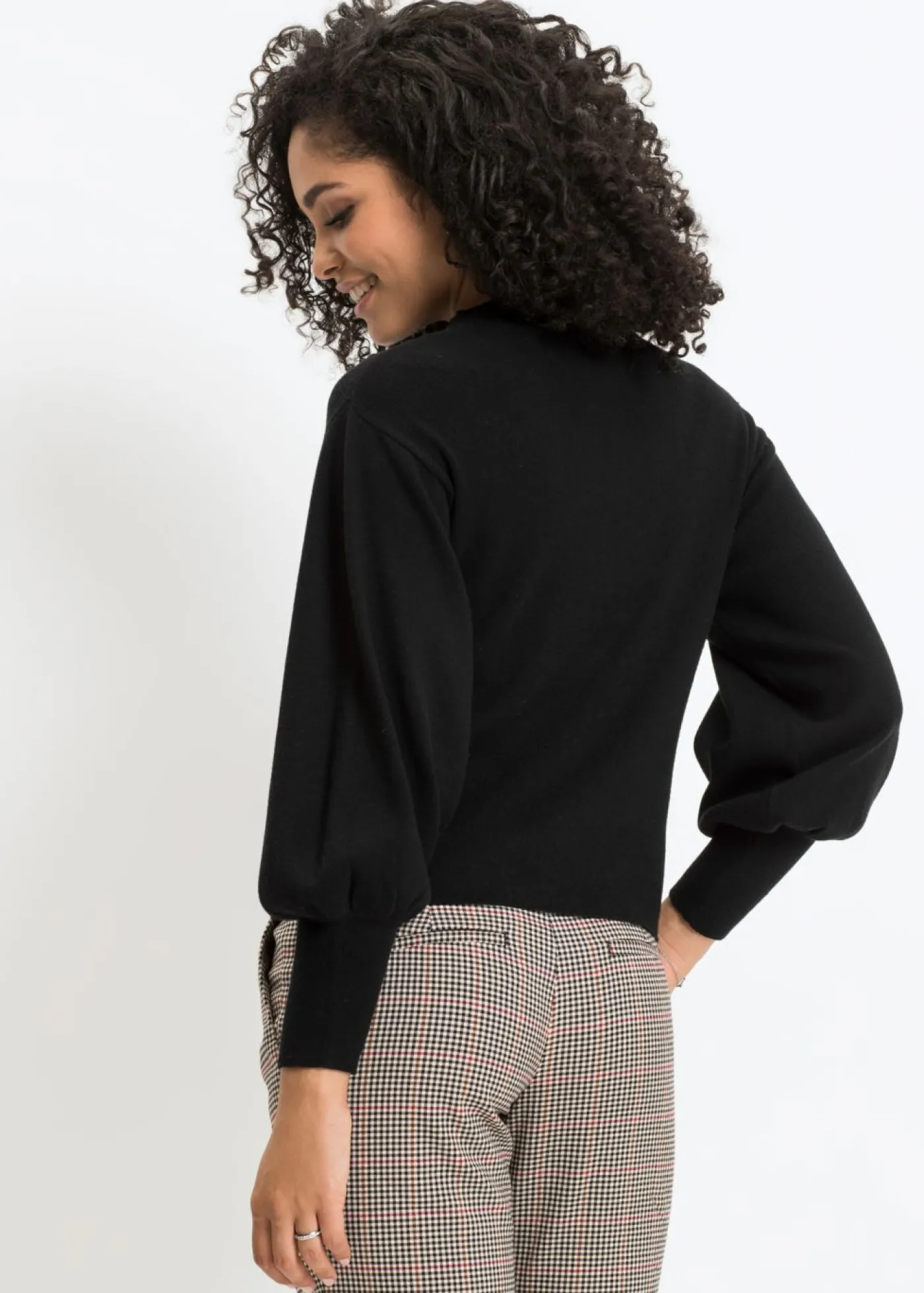 bonprix BODYFLIRT Jersey holgado de mezcla de viscosa Negro