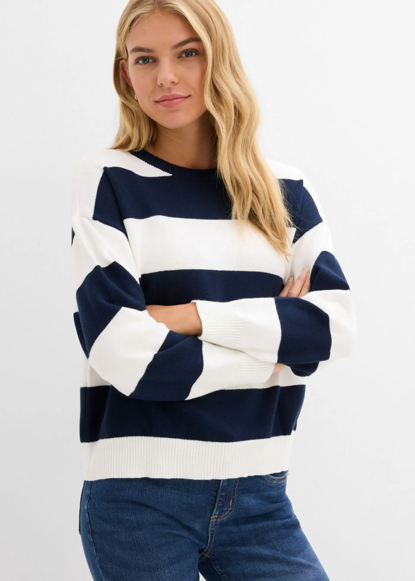 bonprix bonprix Jersey holgado de mezcla de viscosa suave Blanco lana-azul marino con rayas Discount