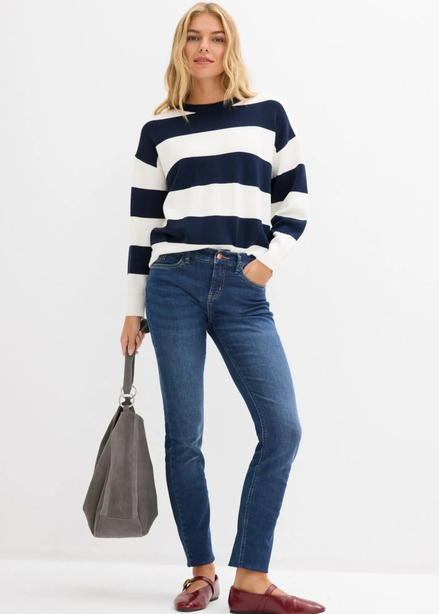 bonprix bonprix Jersey holgado de mezcla de viscosa suave Blanco lana-azul marino con rayas Discount