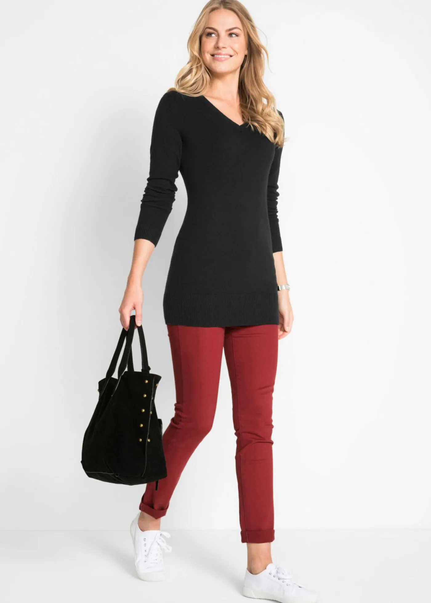 bonprix bonprix Jersey largo básico, de punto fino, con escote en V Negro Sale