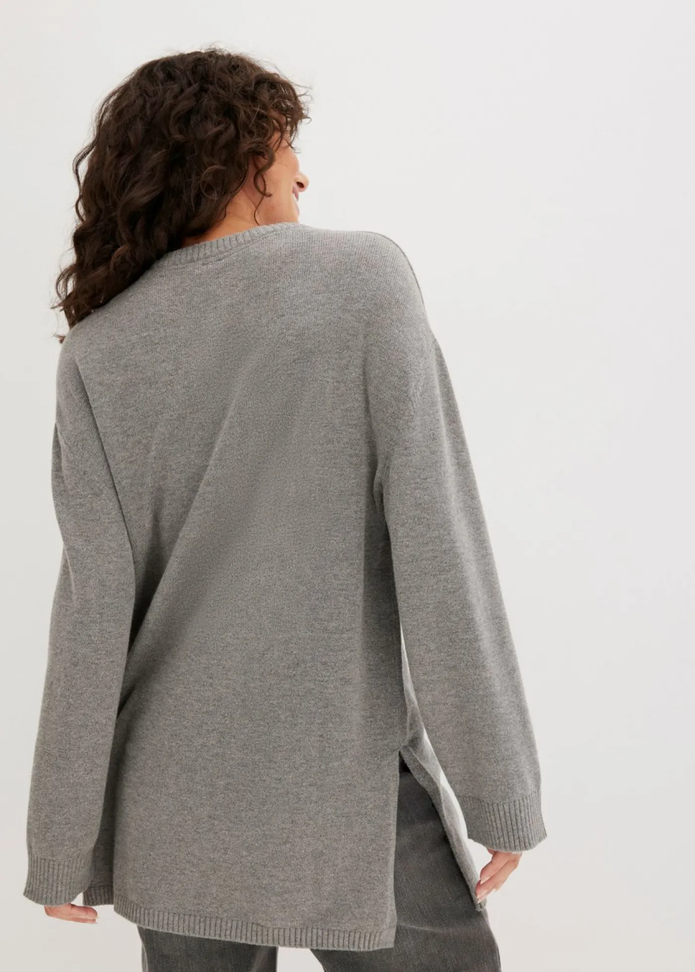bonprix bonprix Jersey largo de punto fino con aberturas laterales en mezcla de viscosa gris jaspeado moteado Outlet