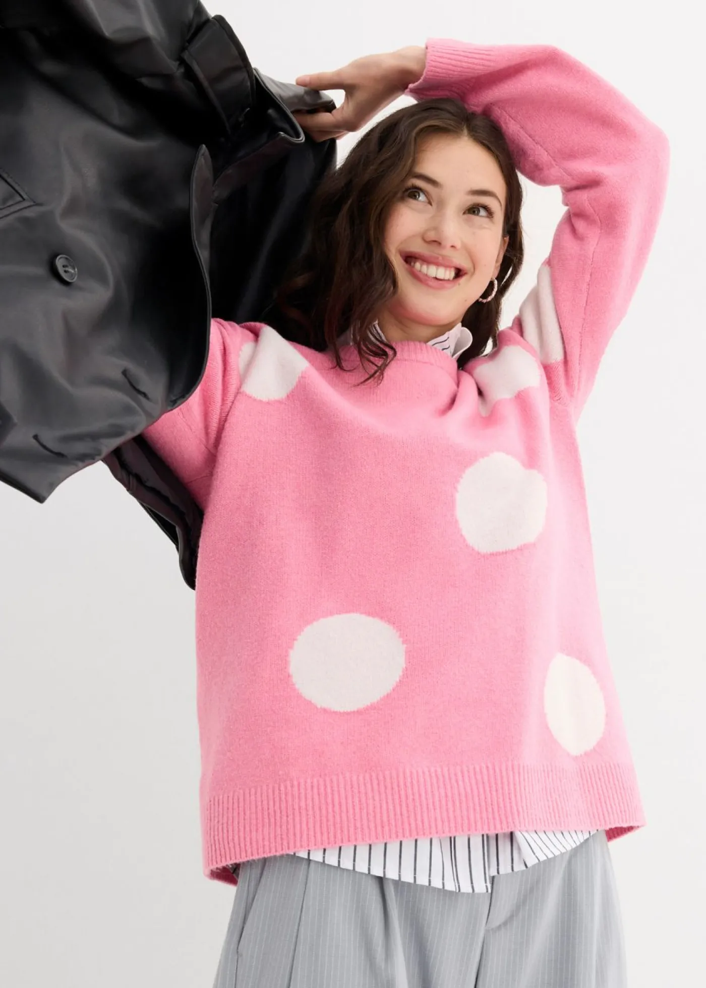 bonprix bonprix Jersey oversize rosa brillante con lunares blancos Outlet