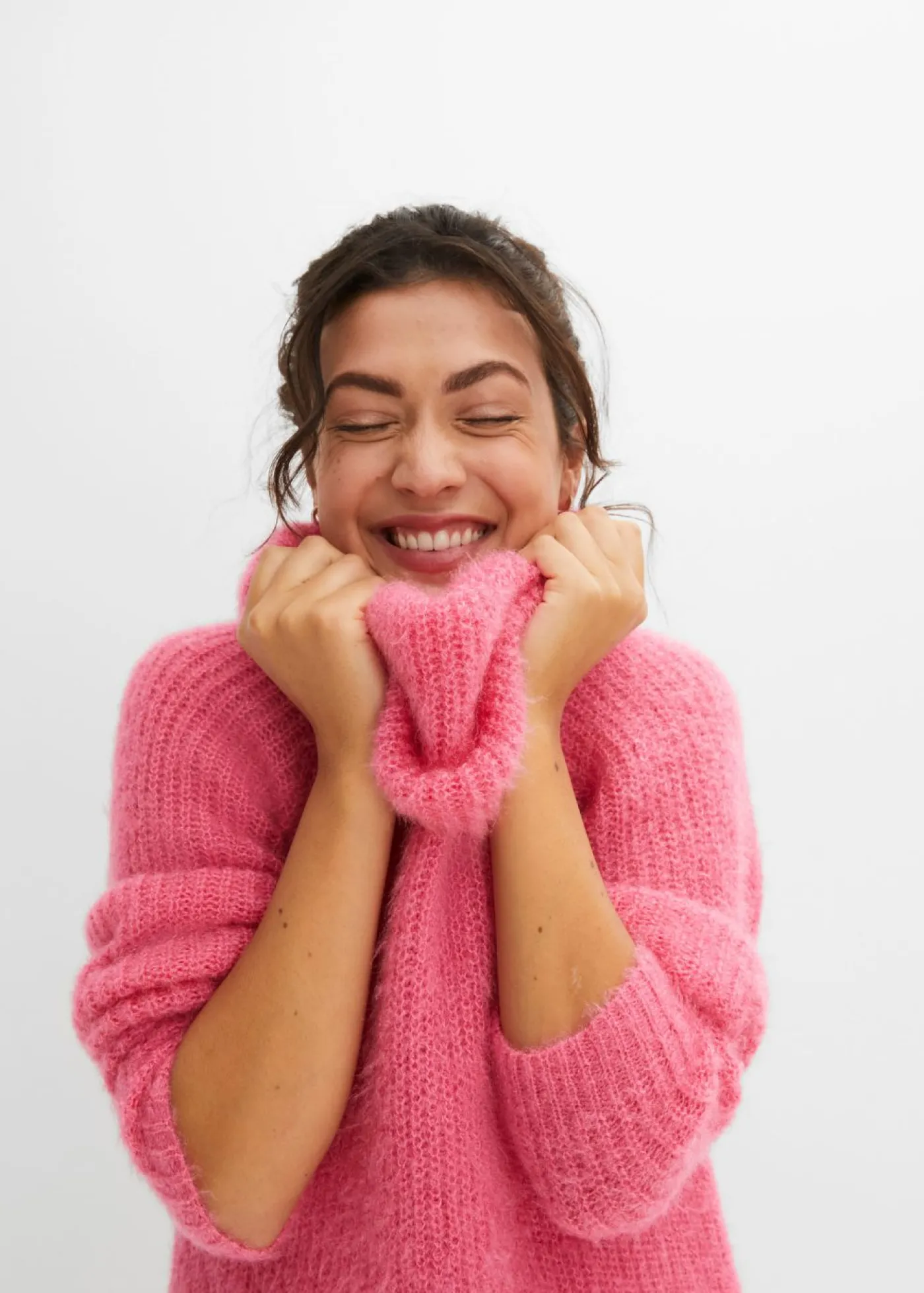 bonprix bonprix Jersey oversize de cuello vuelto Rosa Hot