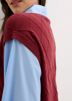 bonprix bonprix Jersey sin mangas con inserto de blusa y contenido de algodón rojo rubí-azul claro Hot